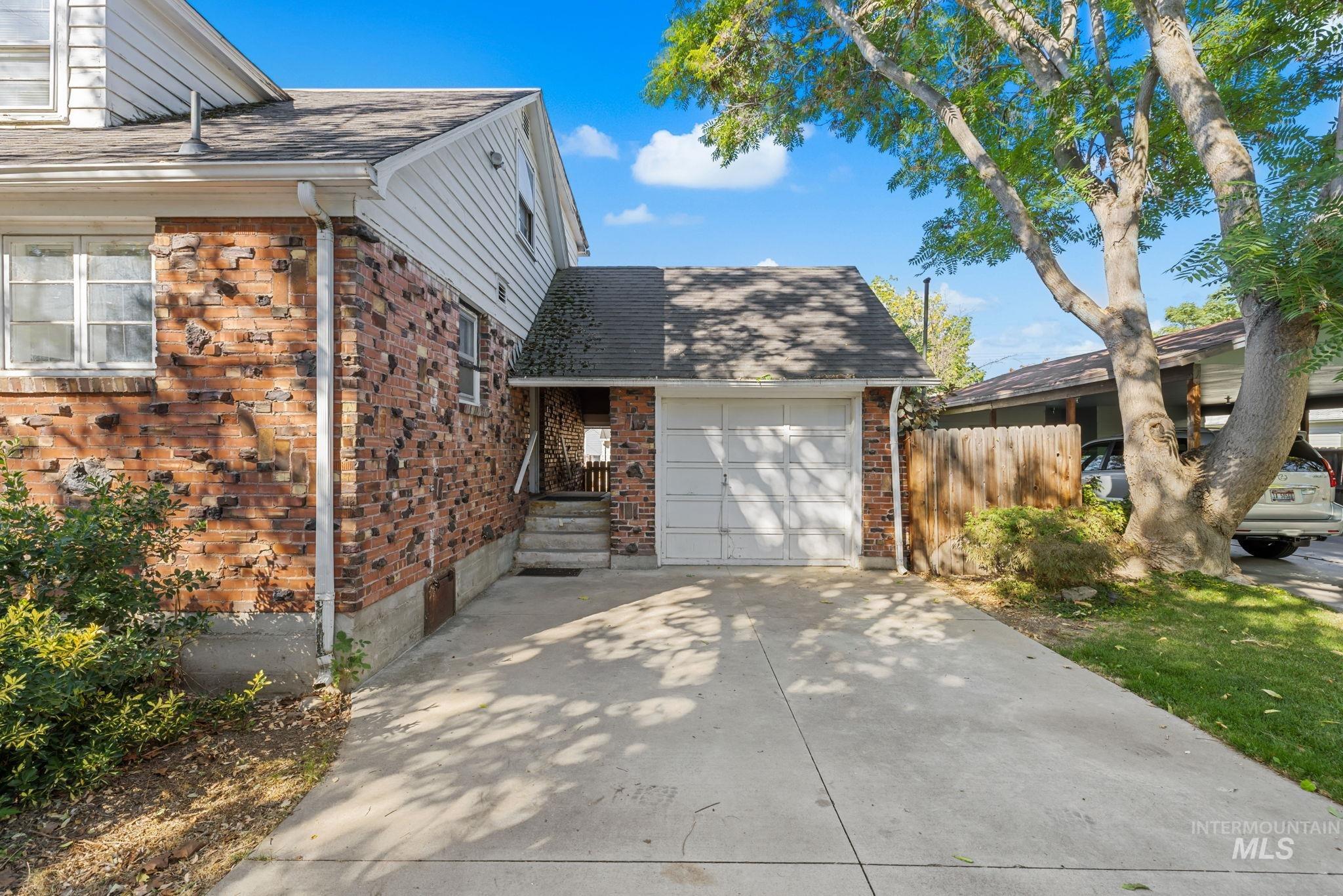 1717 S Manitou Property Photo 40