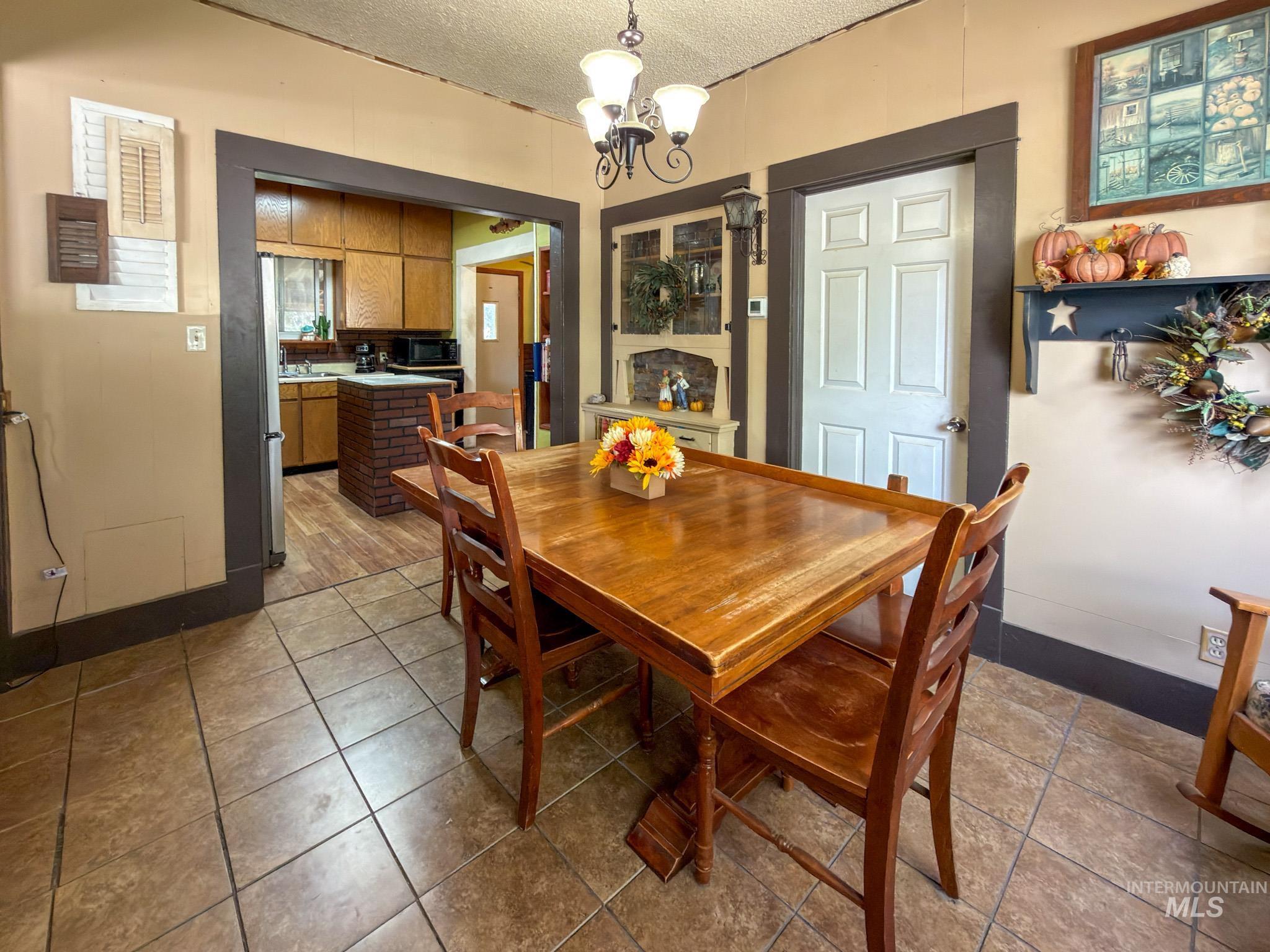 1318 Elba Ave Property Photo 3