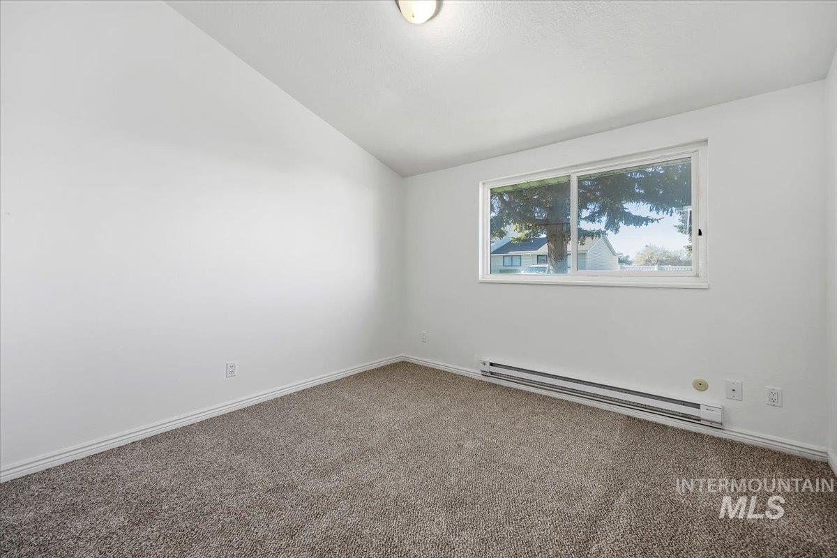 259 Pheasant Property Photo 11