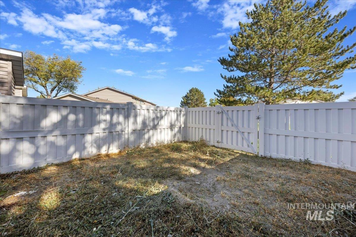 259 Pheasant Property Photo 23