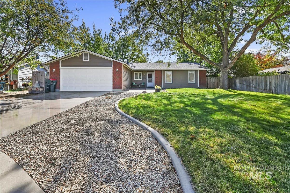 1820 N Kristen Way Property Photo 1