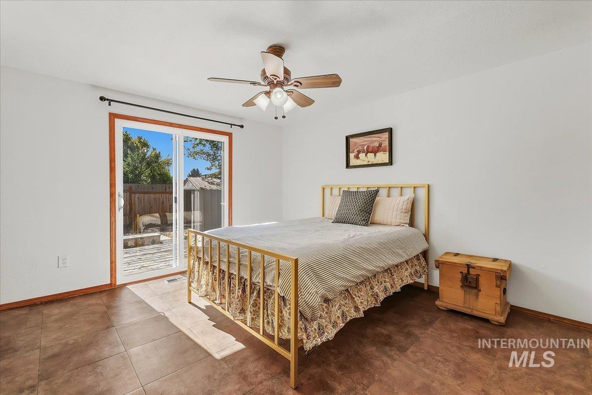 1820 N Kristen Way Property Photo 3