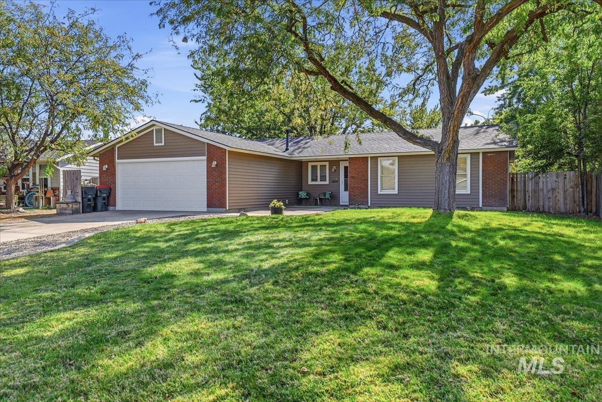 1820 N Kristen Way Property Photo 8
