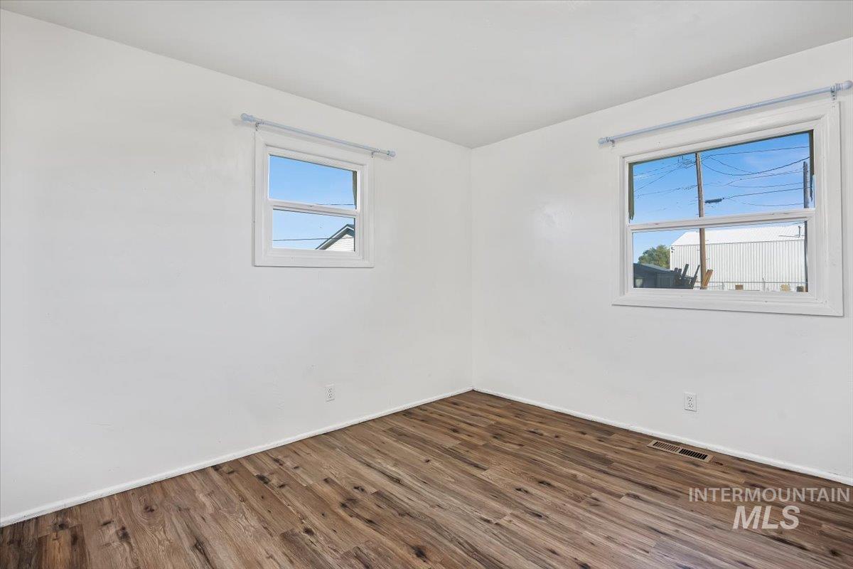 330 Monroe Street Property Photo 17