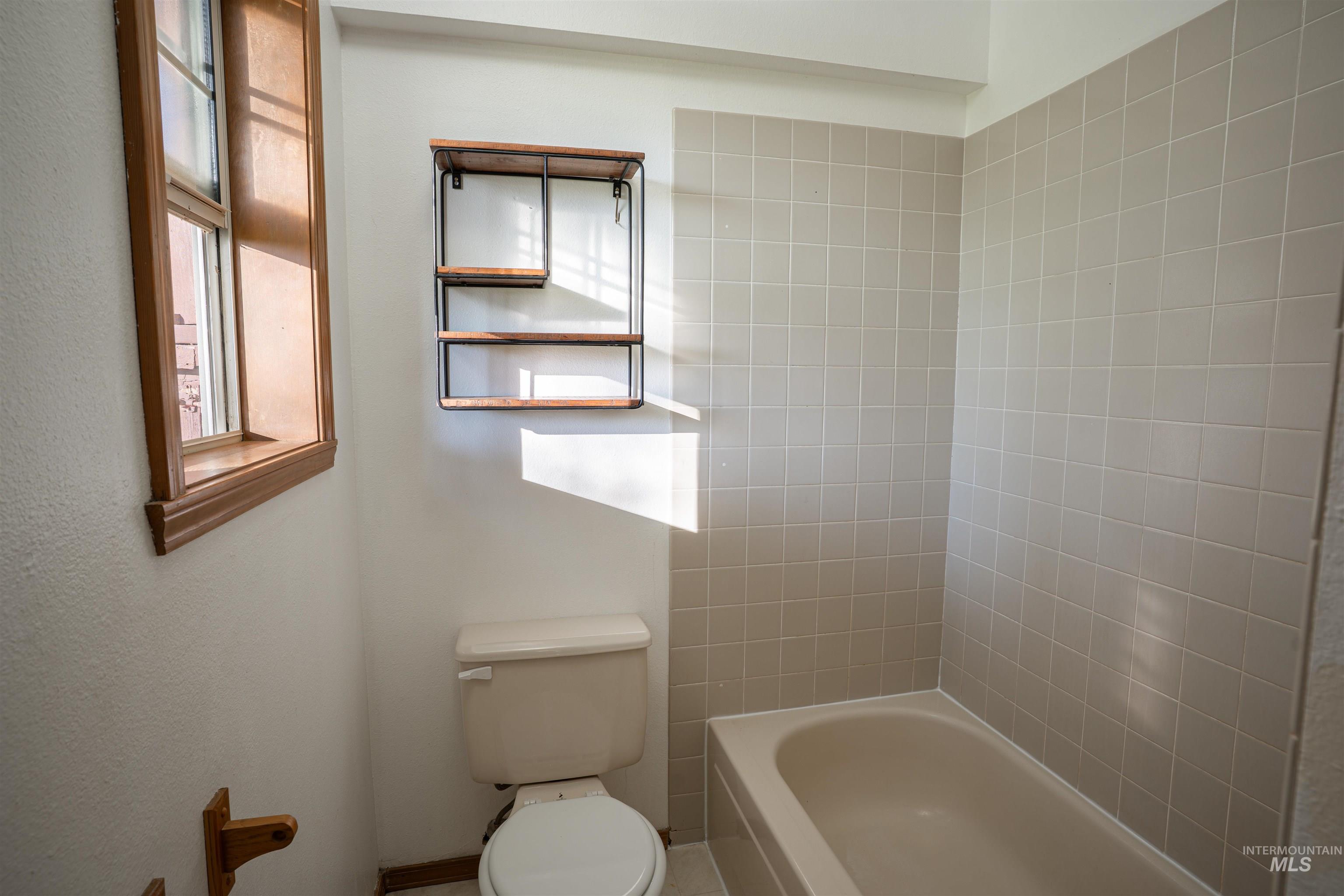 112 Seminole Cir Property Photo 22