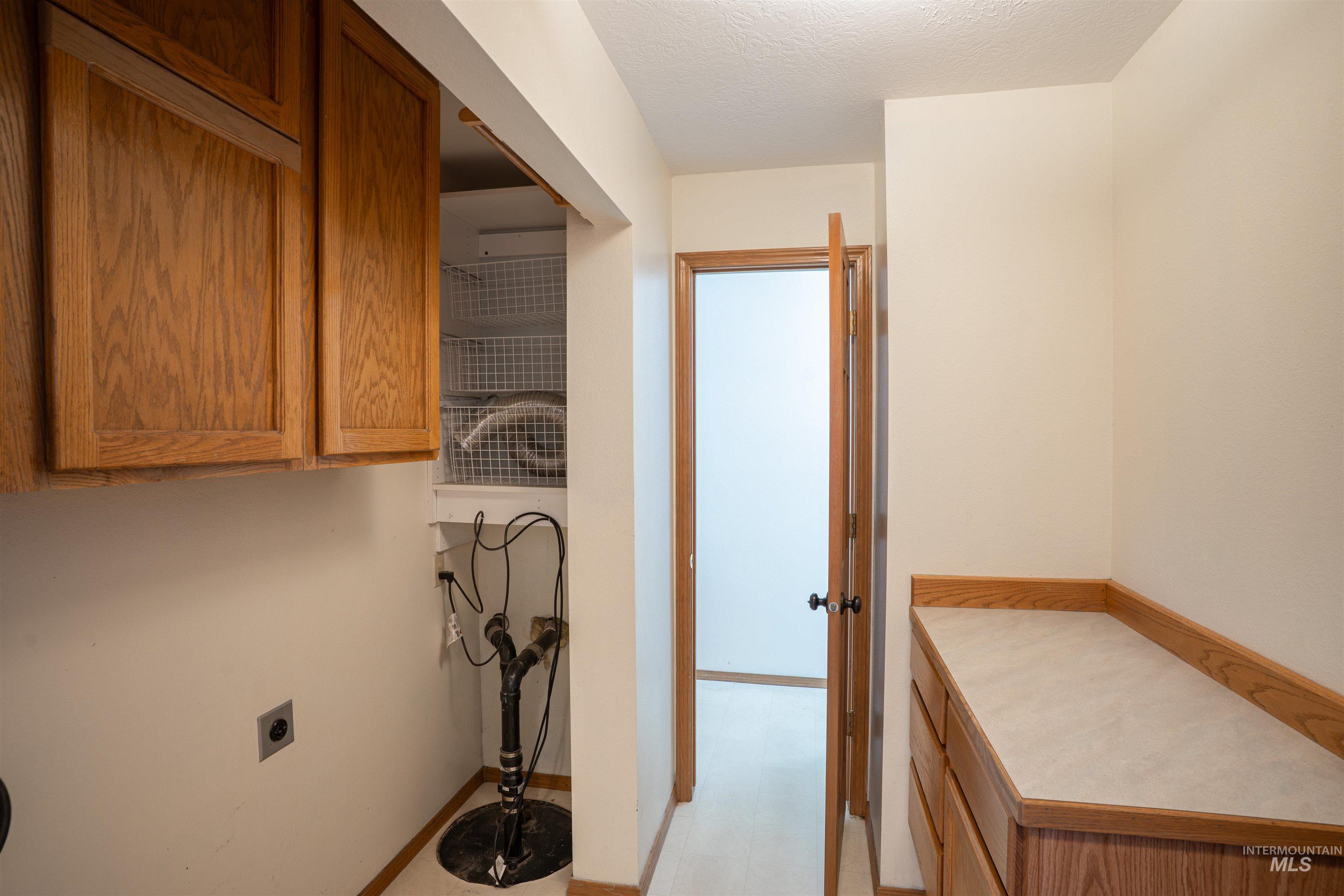 112 Seminole Cir Property Photo 23