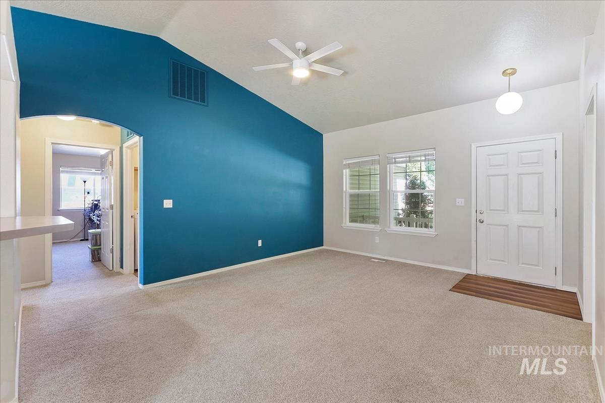 20535 Hancock Ave Property Photo 4