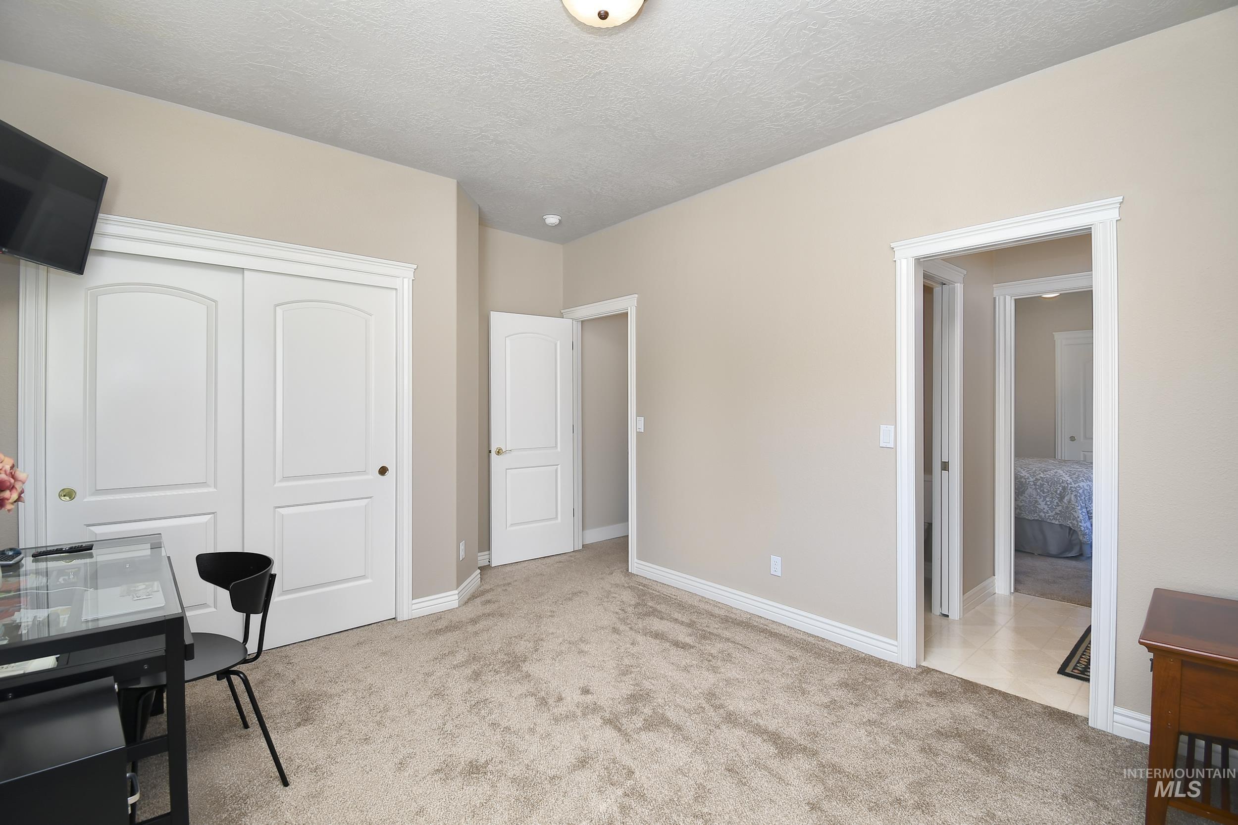 9001 Duck Lake Dr Property Photo 28