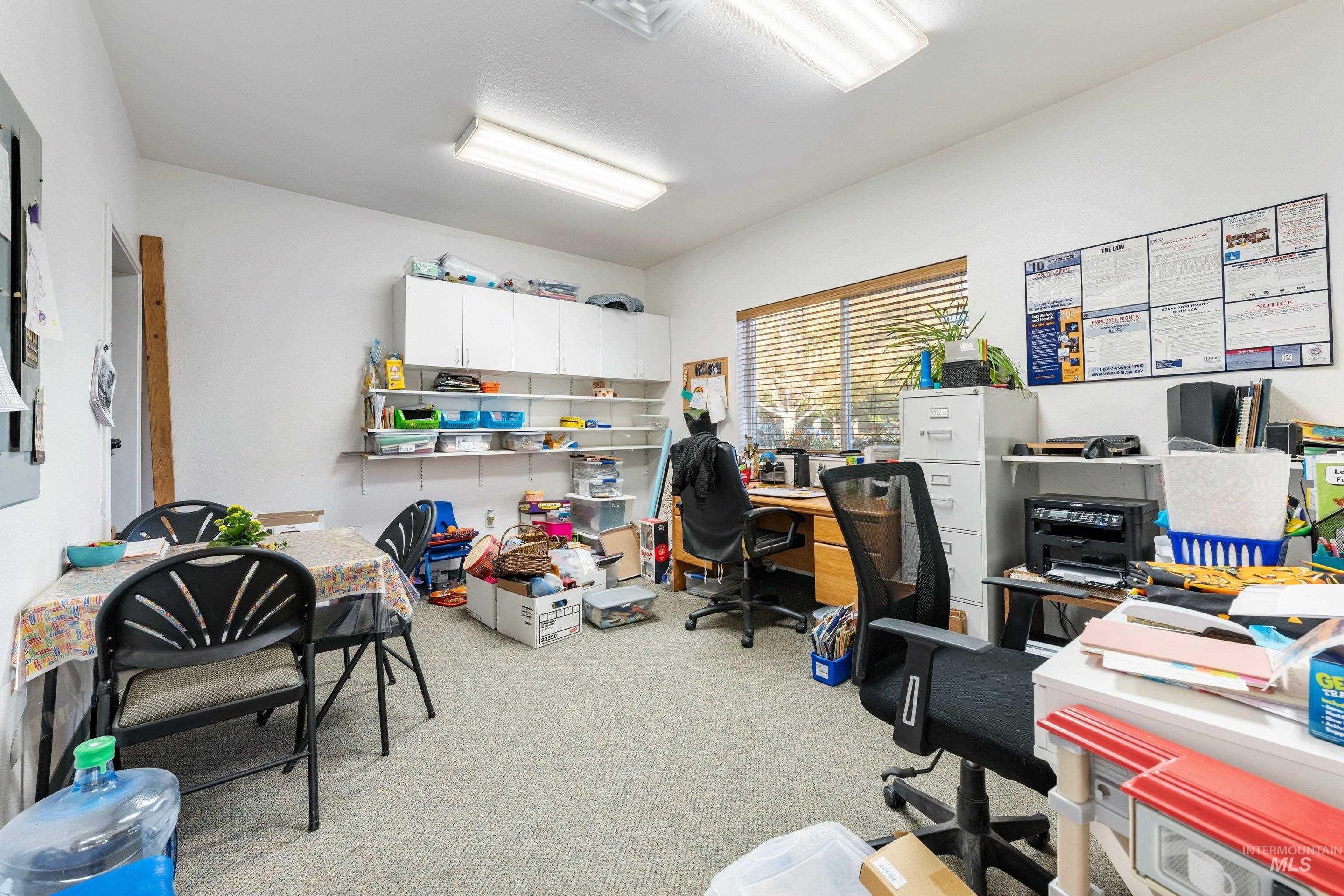 1461 S Weideman Ave Property Photo 14