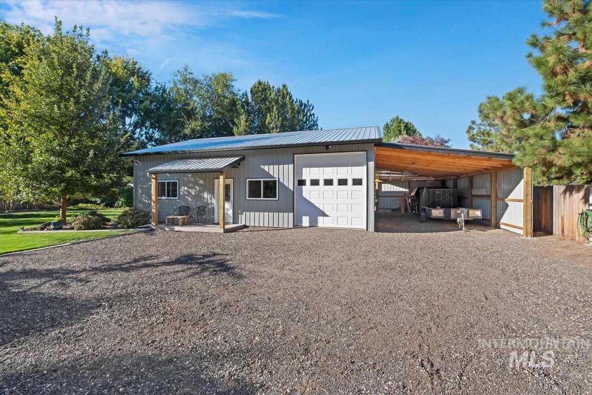 11520 W Edna St Property Photo 19