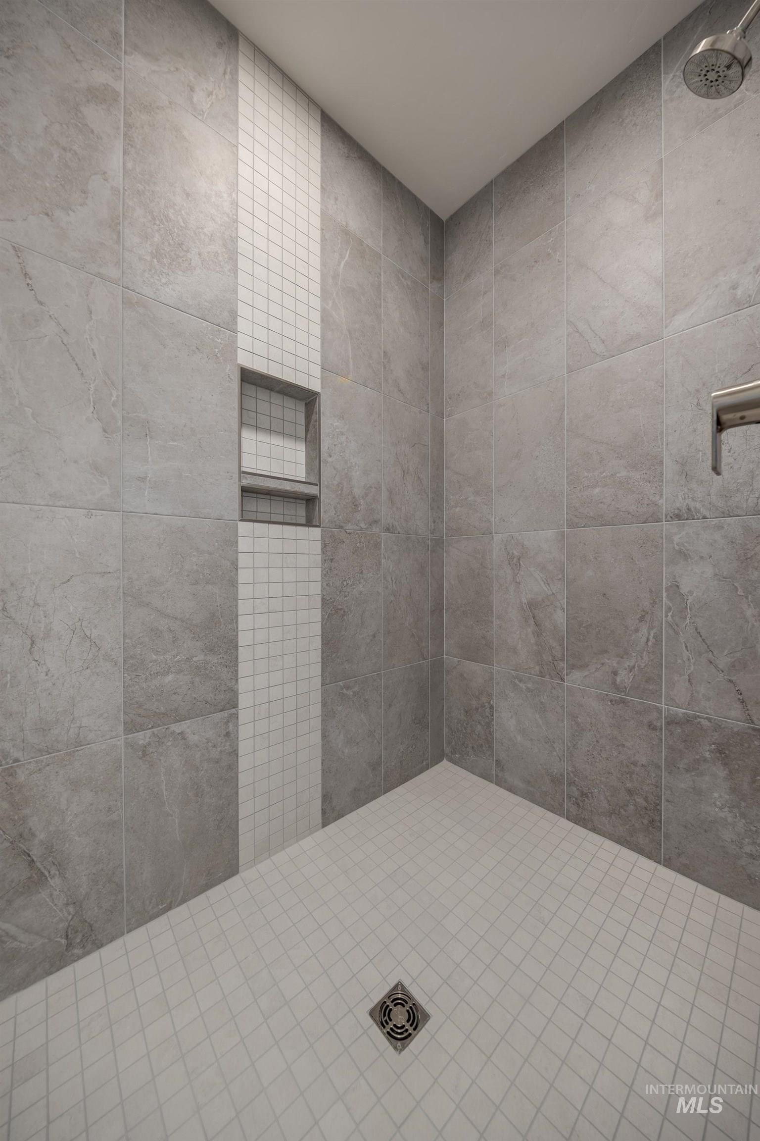 1371 Hansen Road Property Photo 22