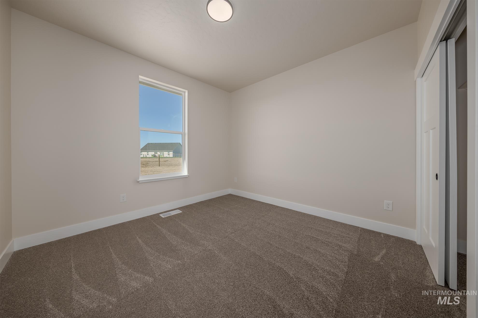1371 Hansen Road Property Photo 27