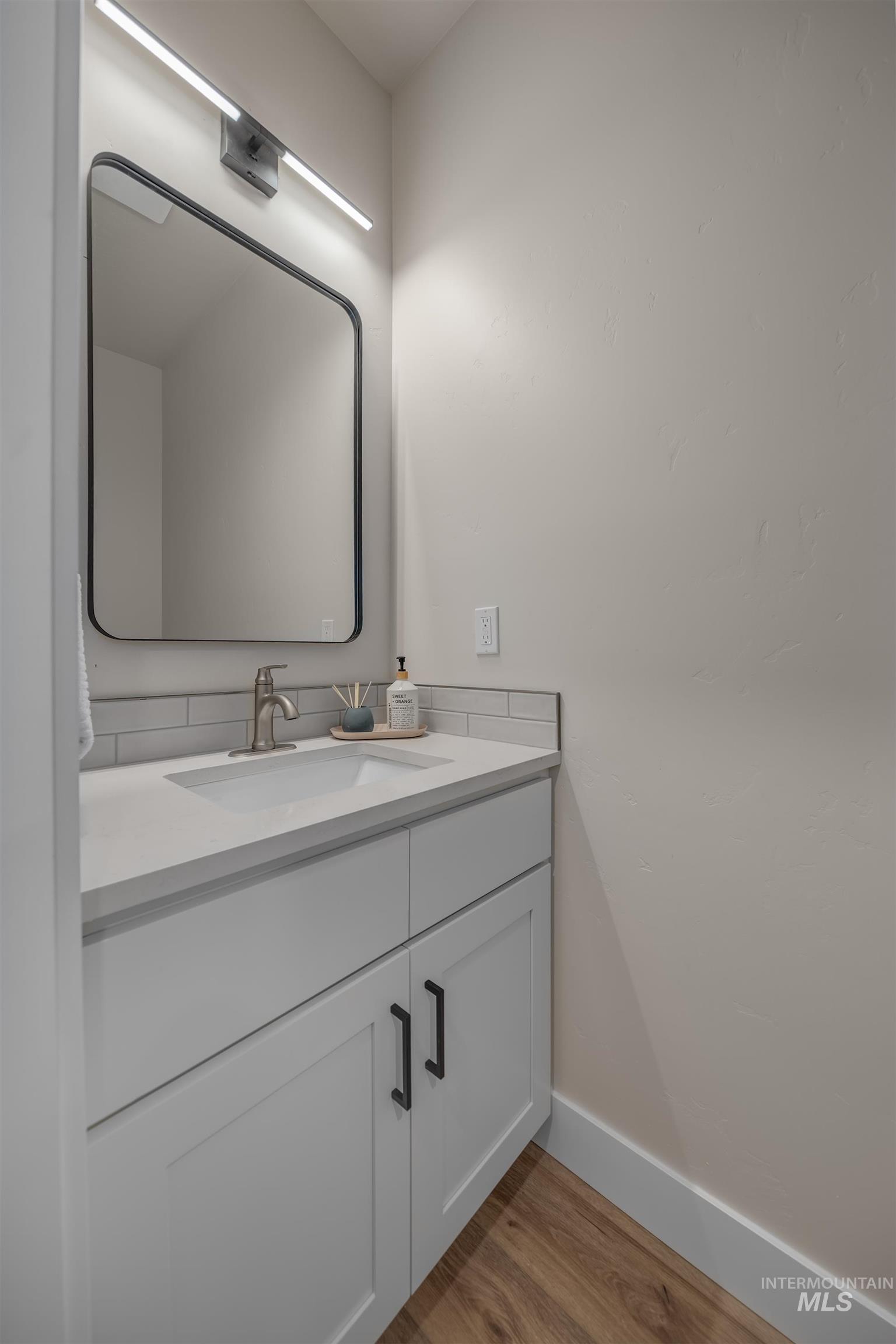 1371 Hansen Road Property Photo 29