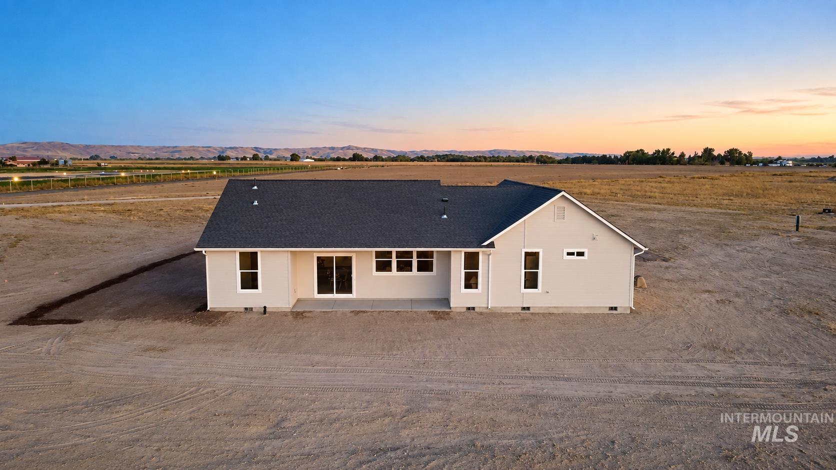 1371 Hansen Road Property Photo 33