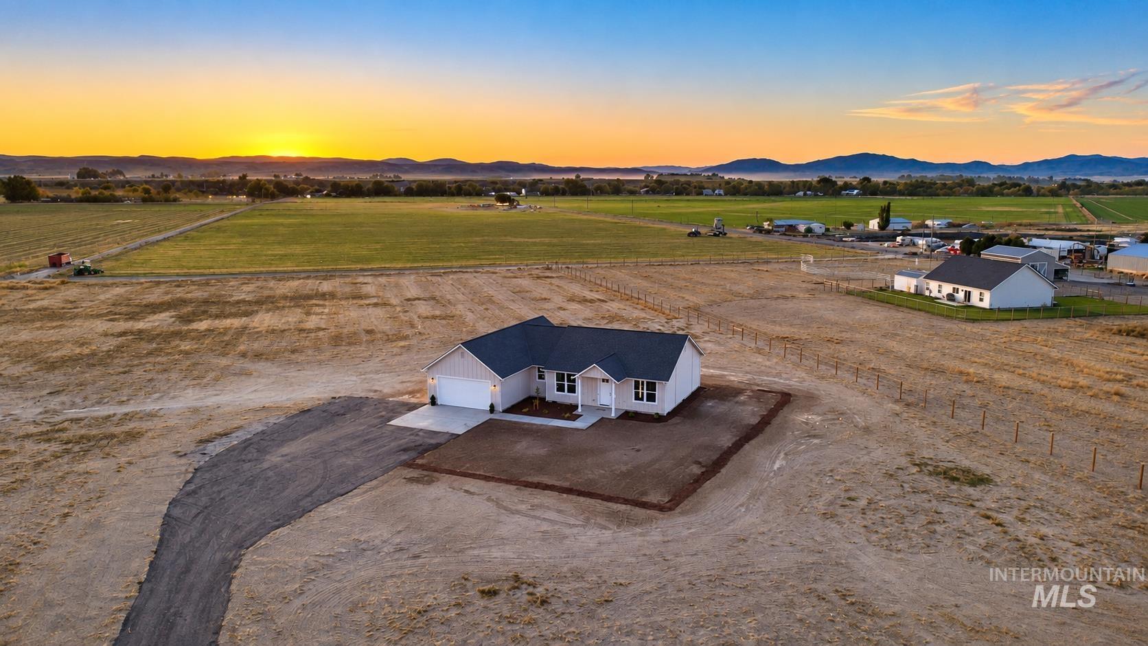 1371 Hansen Road Property Photo 41