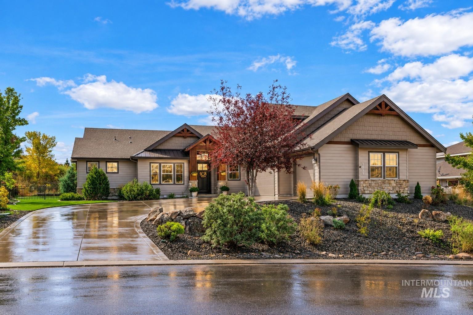 3833 Sage Creek Drive Property Photo 1