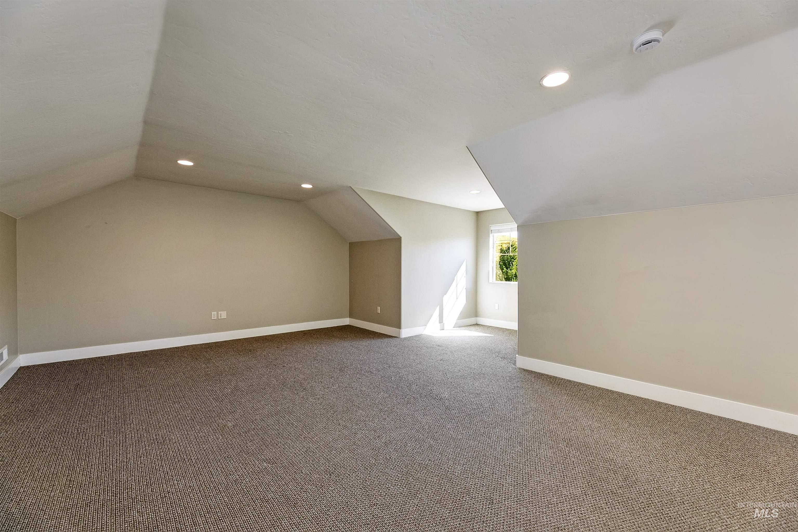 3833 Sage Creek Drive Property Photo 31