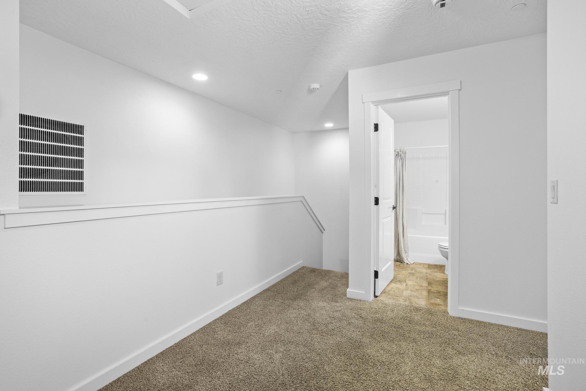 2286 S Gekeler Property Photo 31