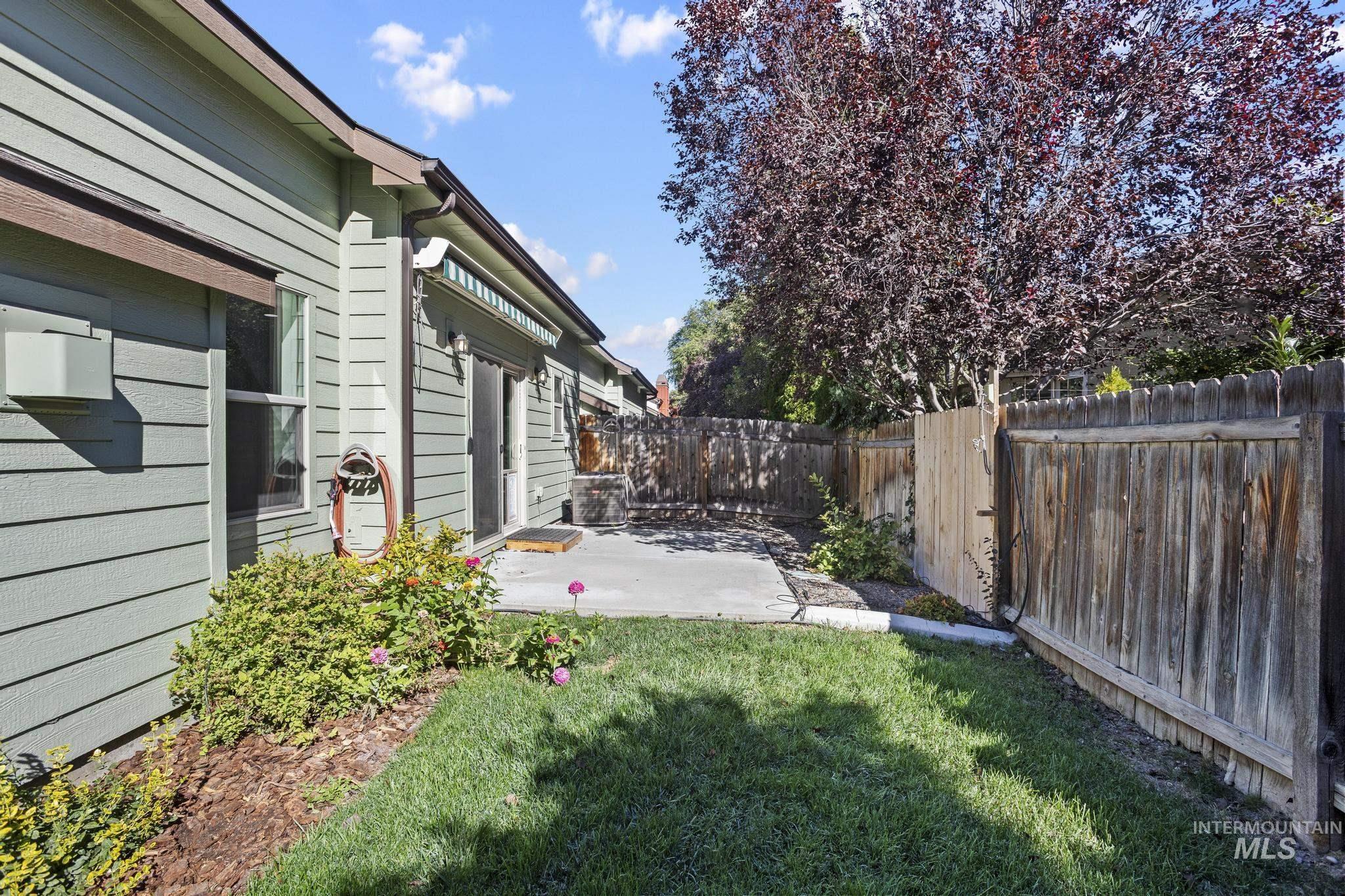 2286 S Gekeler Property Photo 34