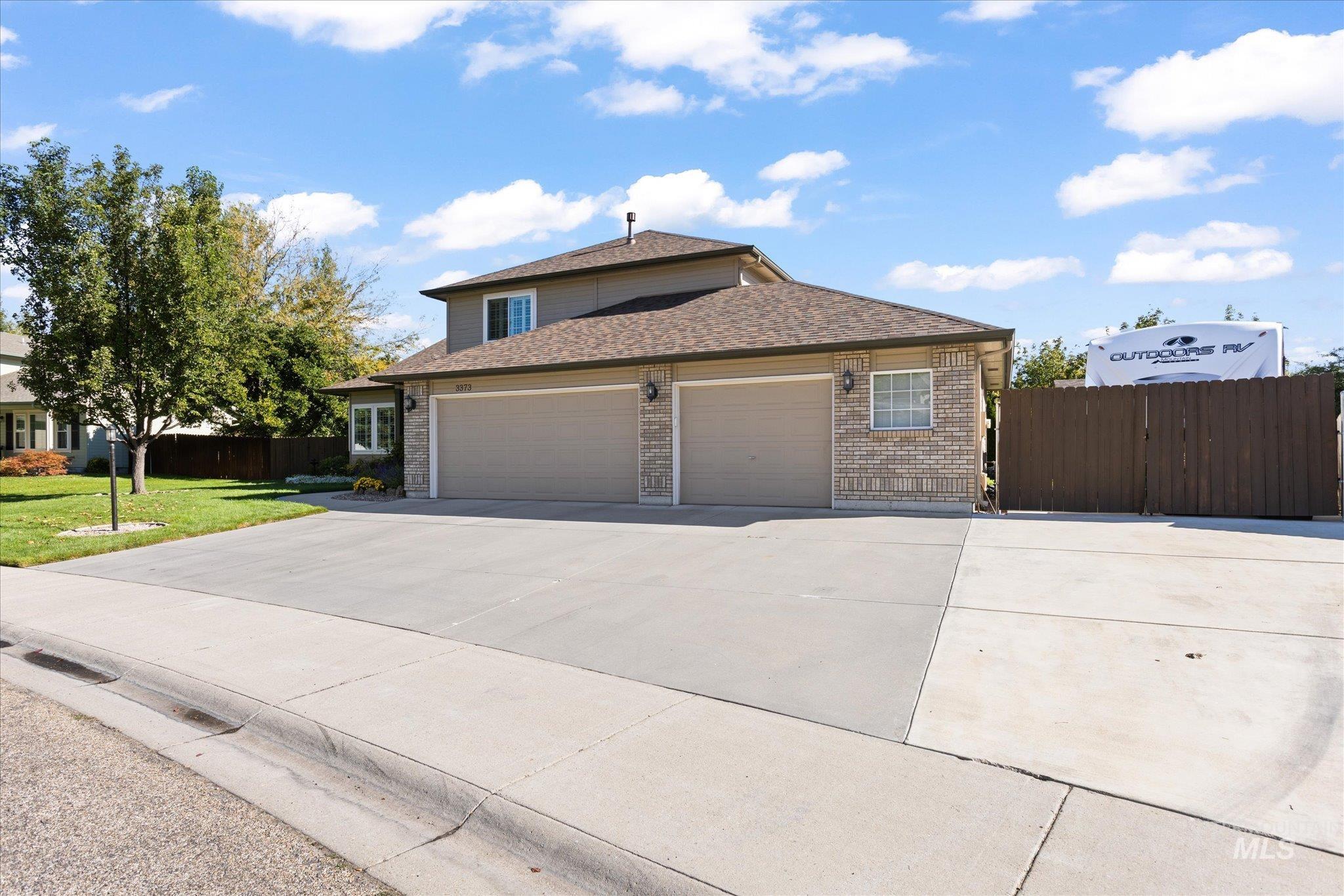 3373 N Summerfield Way Property Photo 4