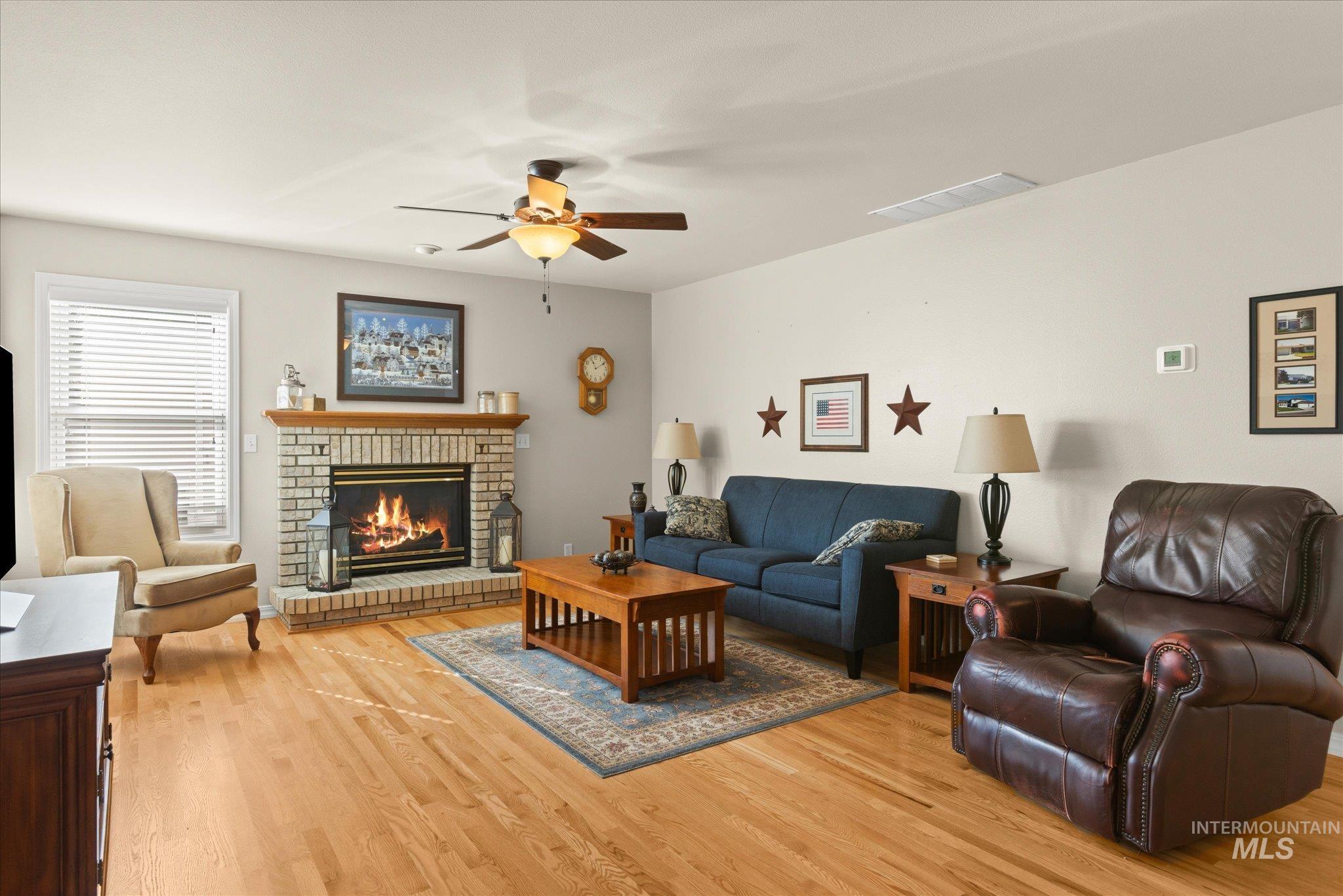 3373 N Summerfield Way Property Photo 12