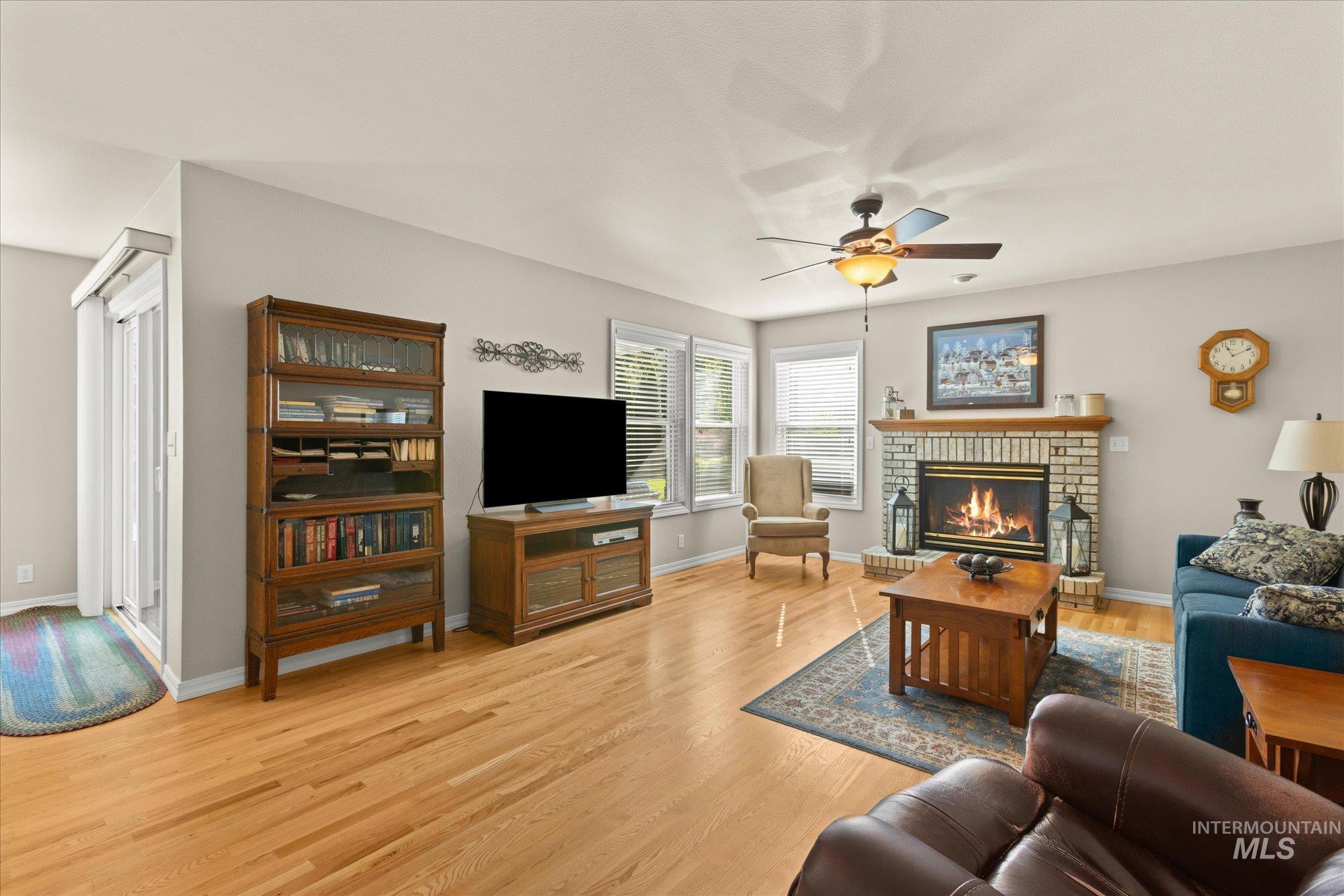 3373 N Summerfield Way Property Photo 13