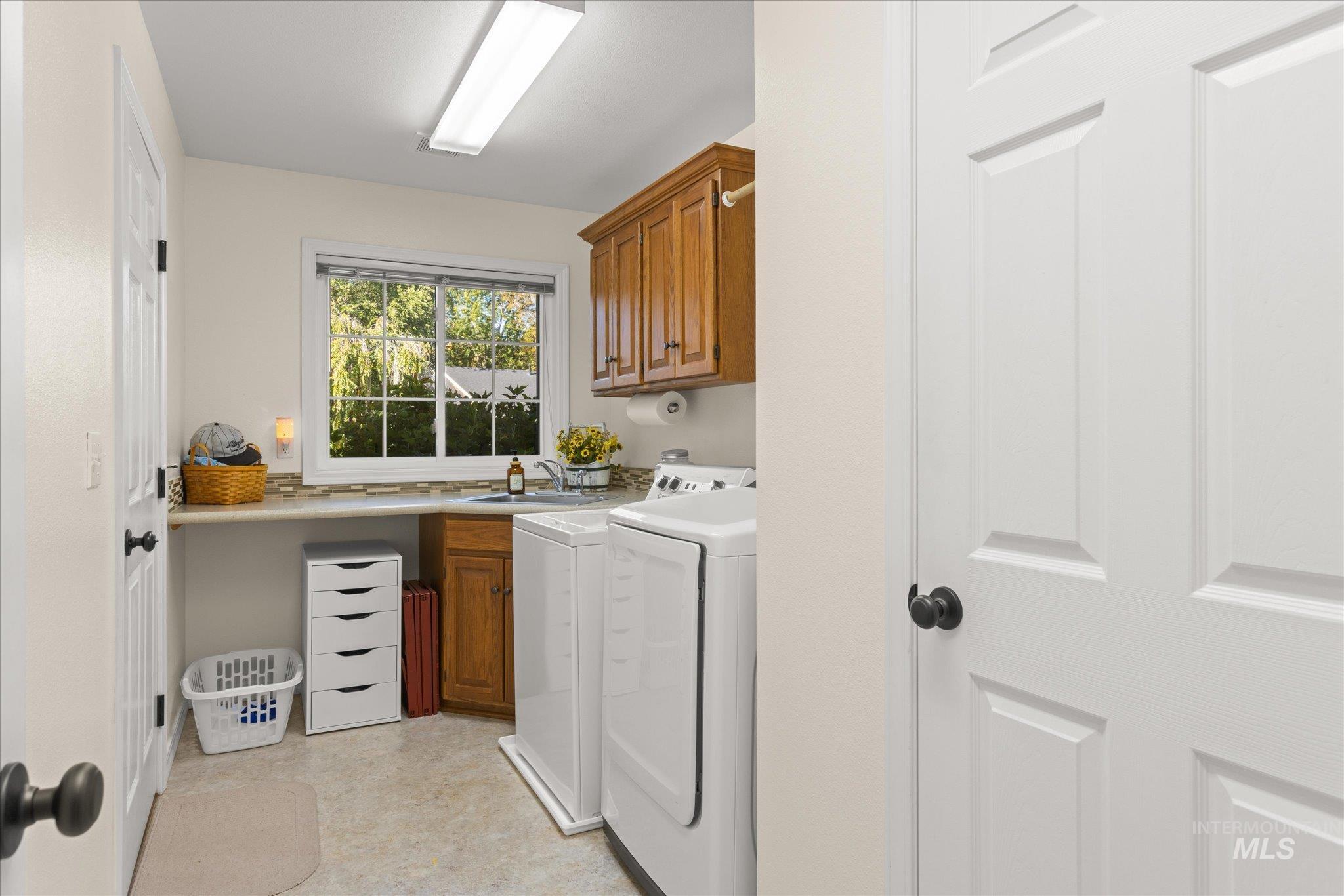 3373 N Summerfield Way Property Photo 22
