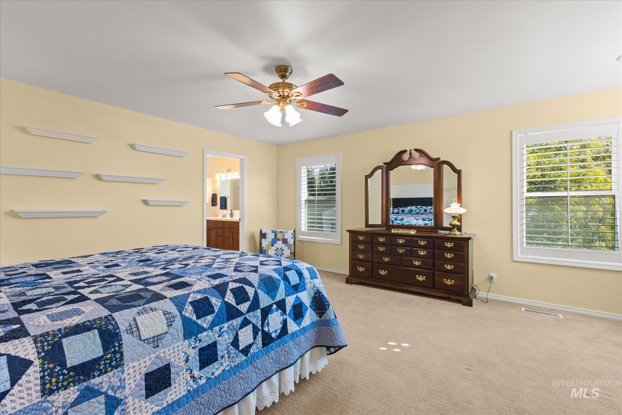 3373 N Summerfield Way Property Photo 23