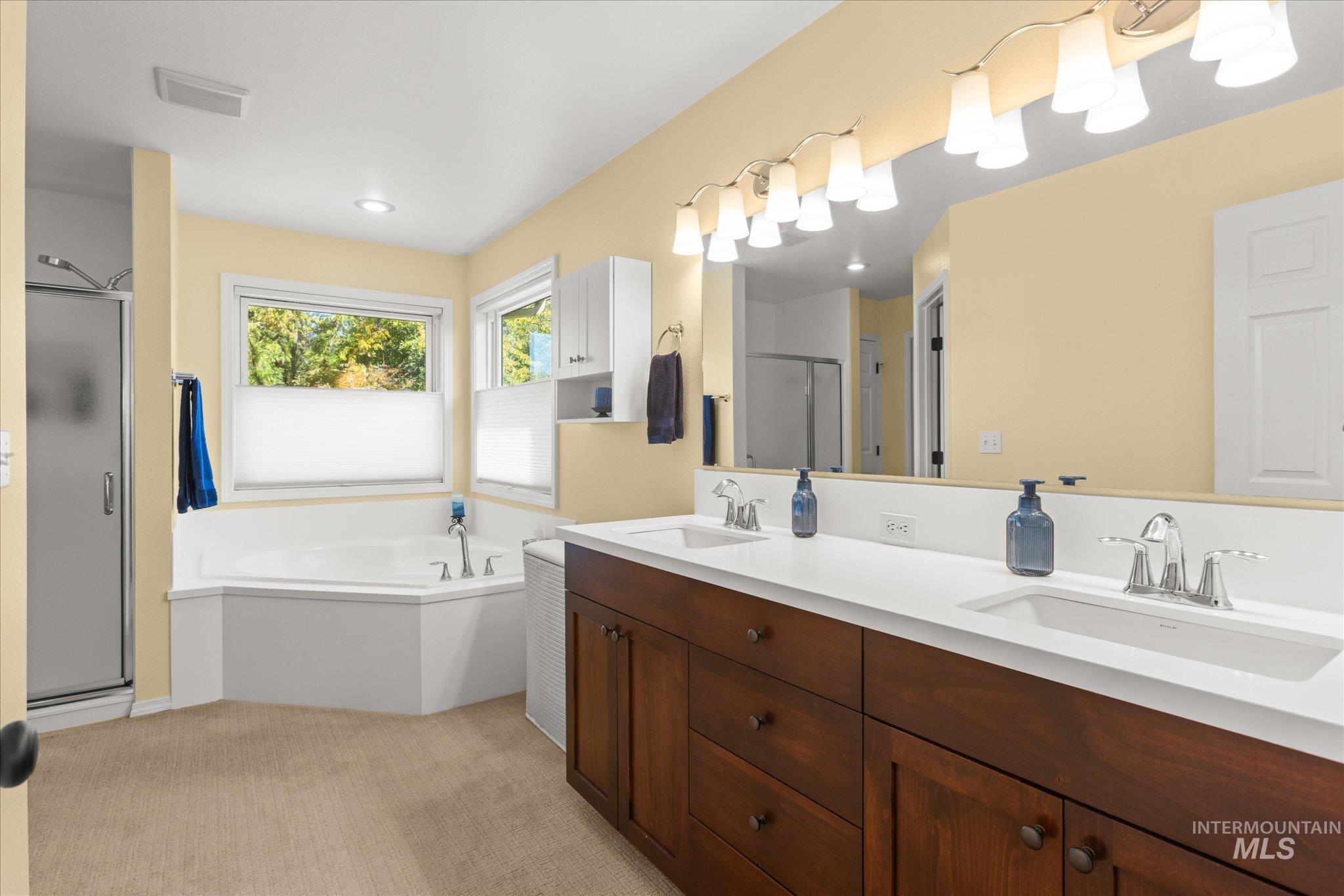 3373 N Summerfield Way Property Photo 25