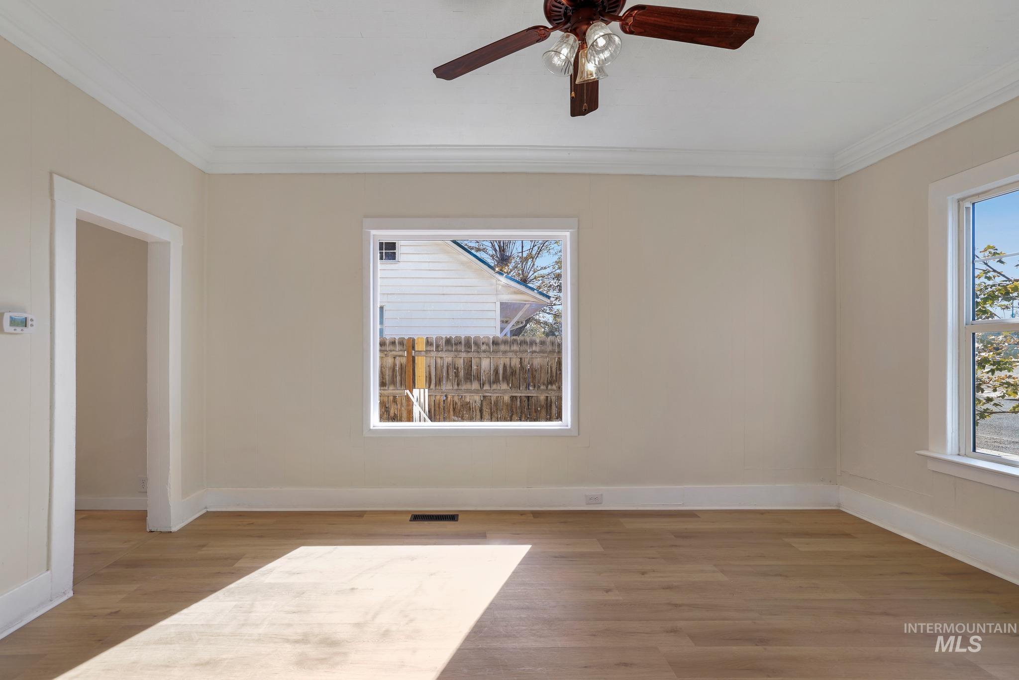 150 Adams St Property Photo 4