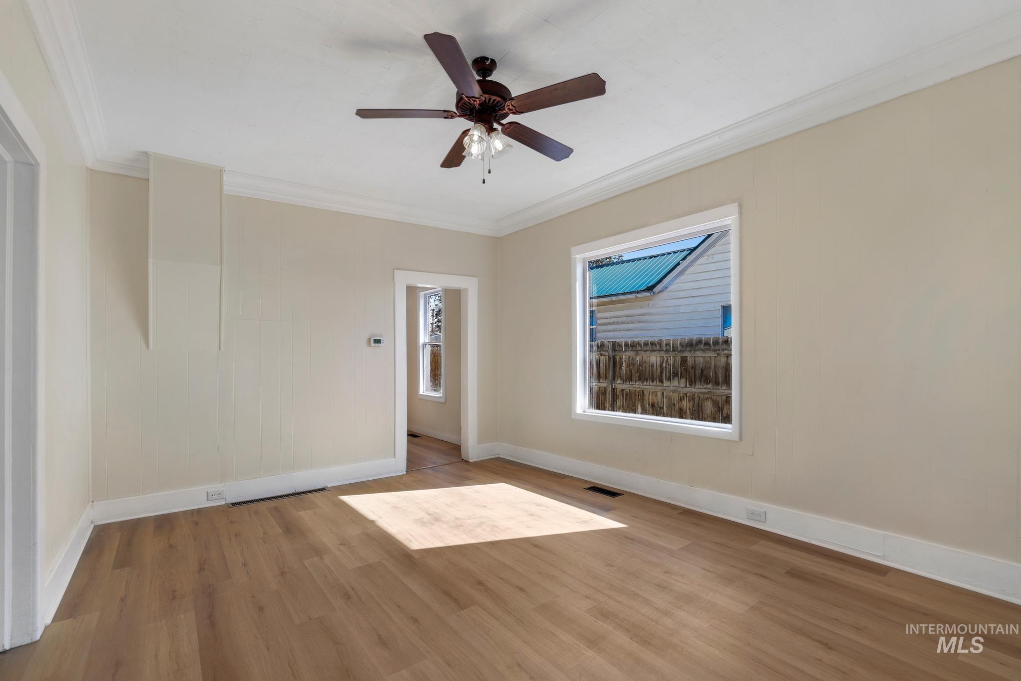 150 Adams St Property Photo 5
