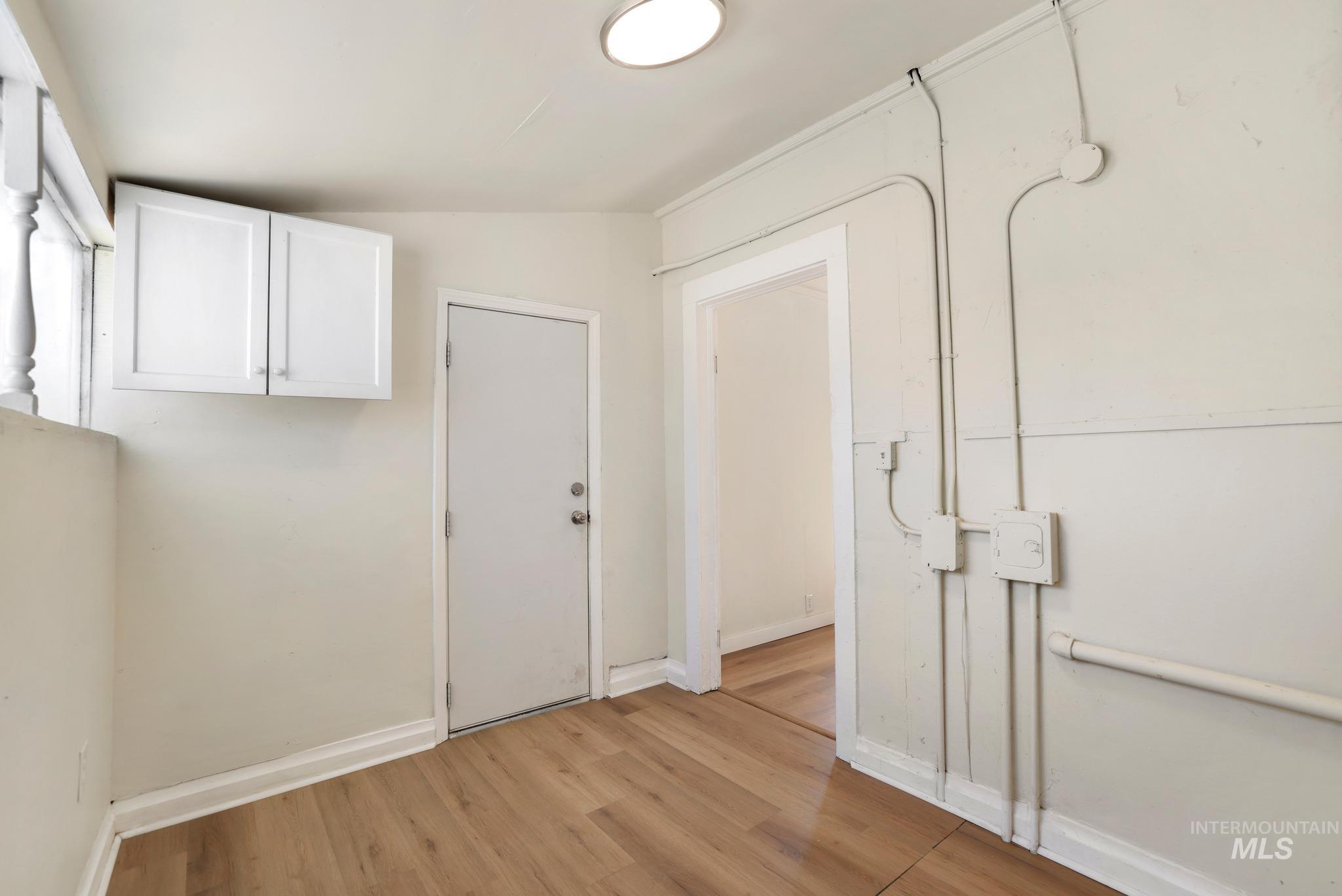 150 Adams St Property Photo 18