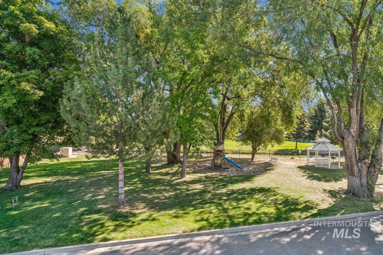 4378 N Five Mile Rd. Property Photo 42