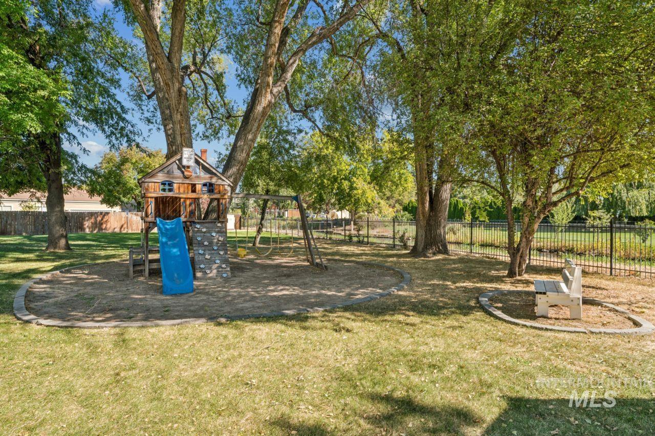 4378 N Five Mile Rd. Property Photo 45
