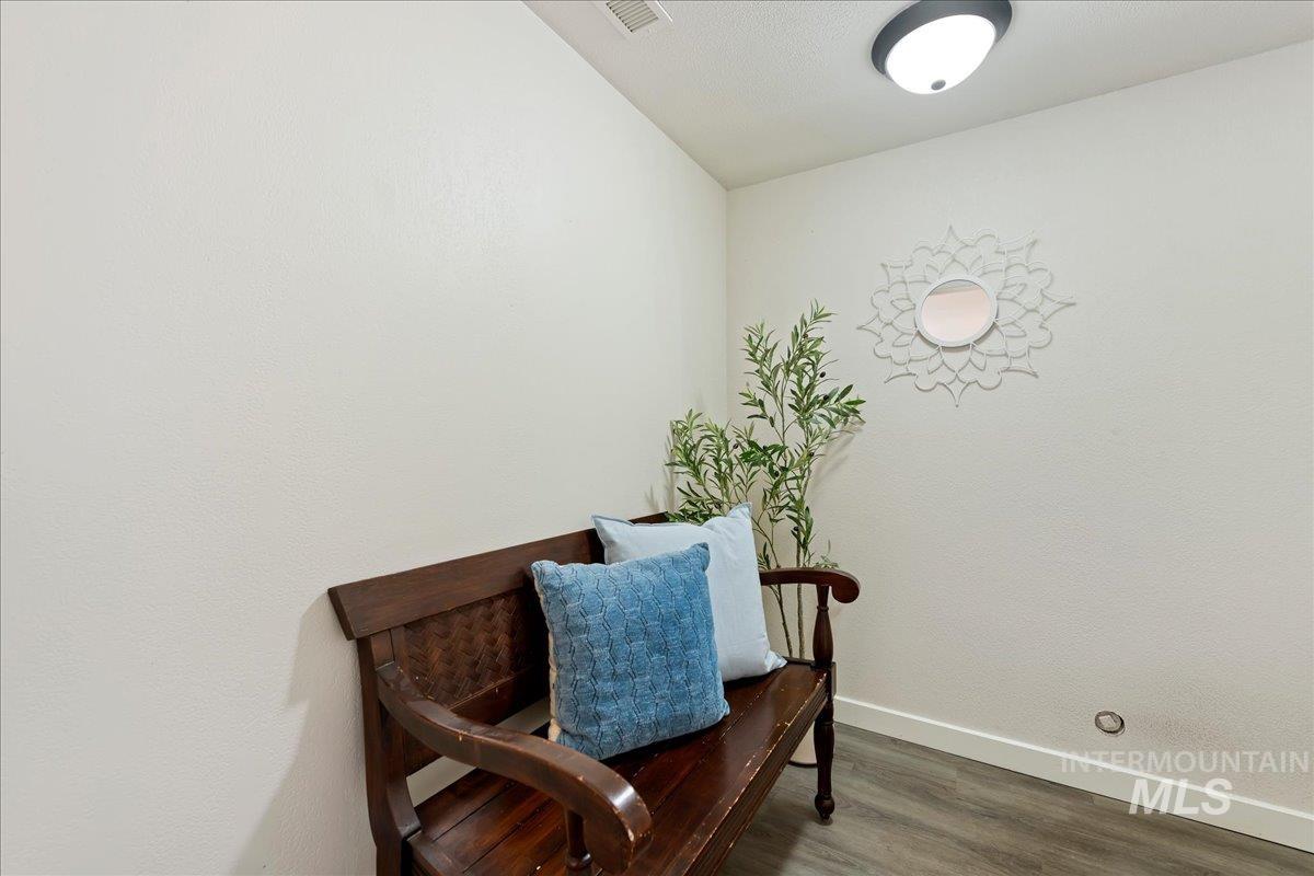 1303 N Ethridge Ln Property Photo 34