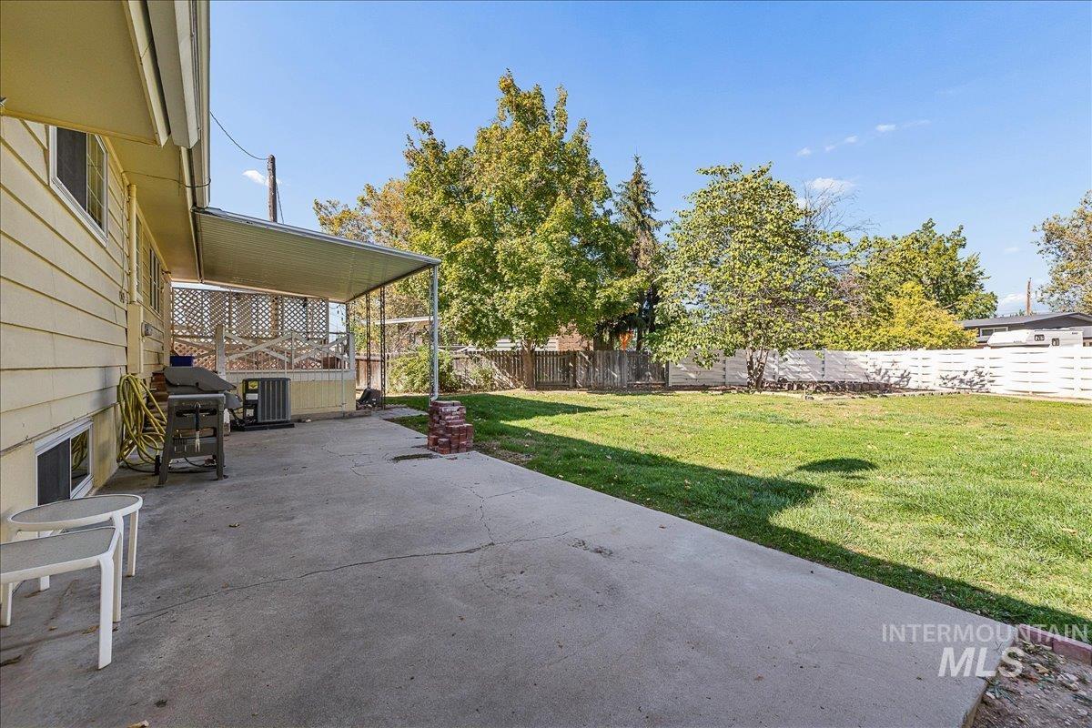 7226 W Cedarwood Dr. Property Photo 30