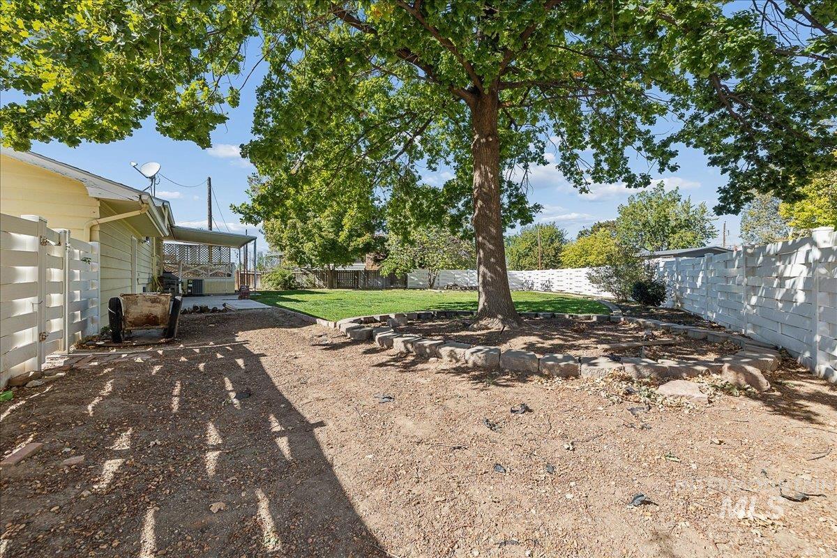 7226 W Cedarwood Dr. Property Photo 31