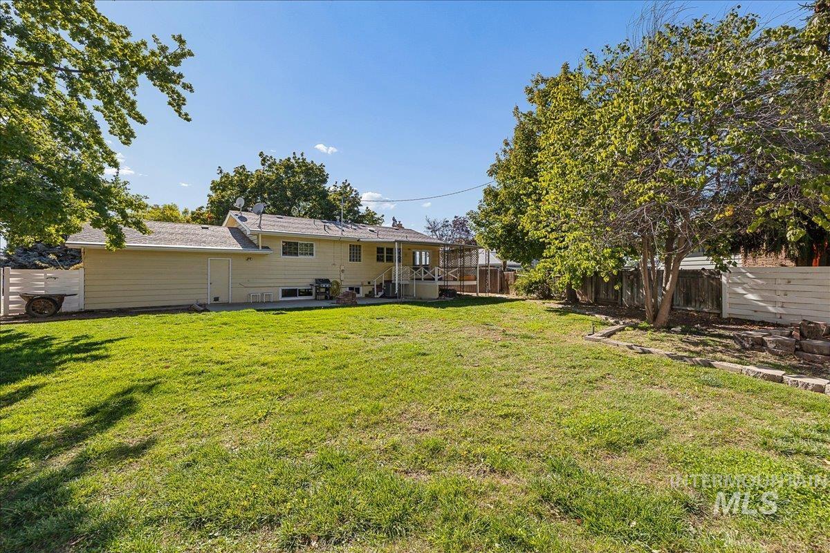 7226 W Cedarwood Dr. Property Photo 35