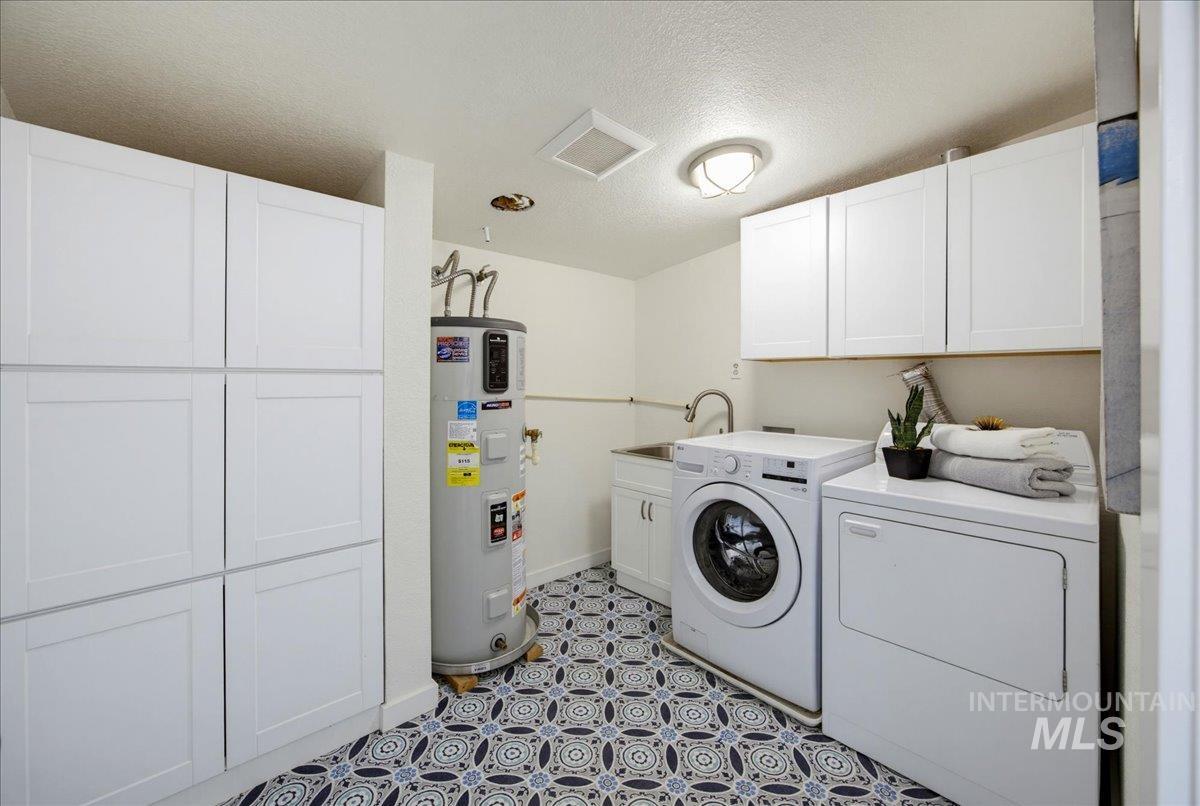 3718 & 3720 N Collister Dr. Property Photo 20