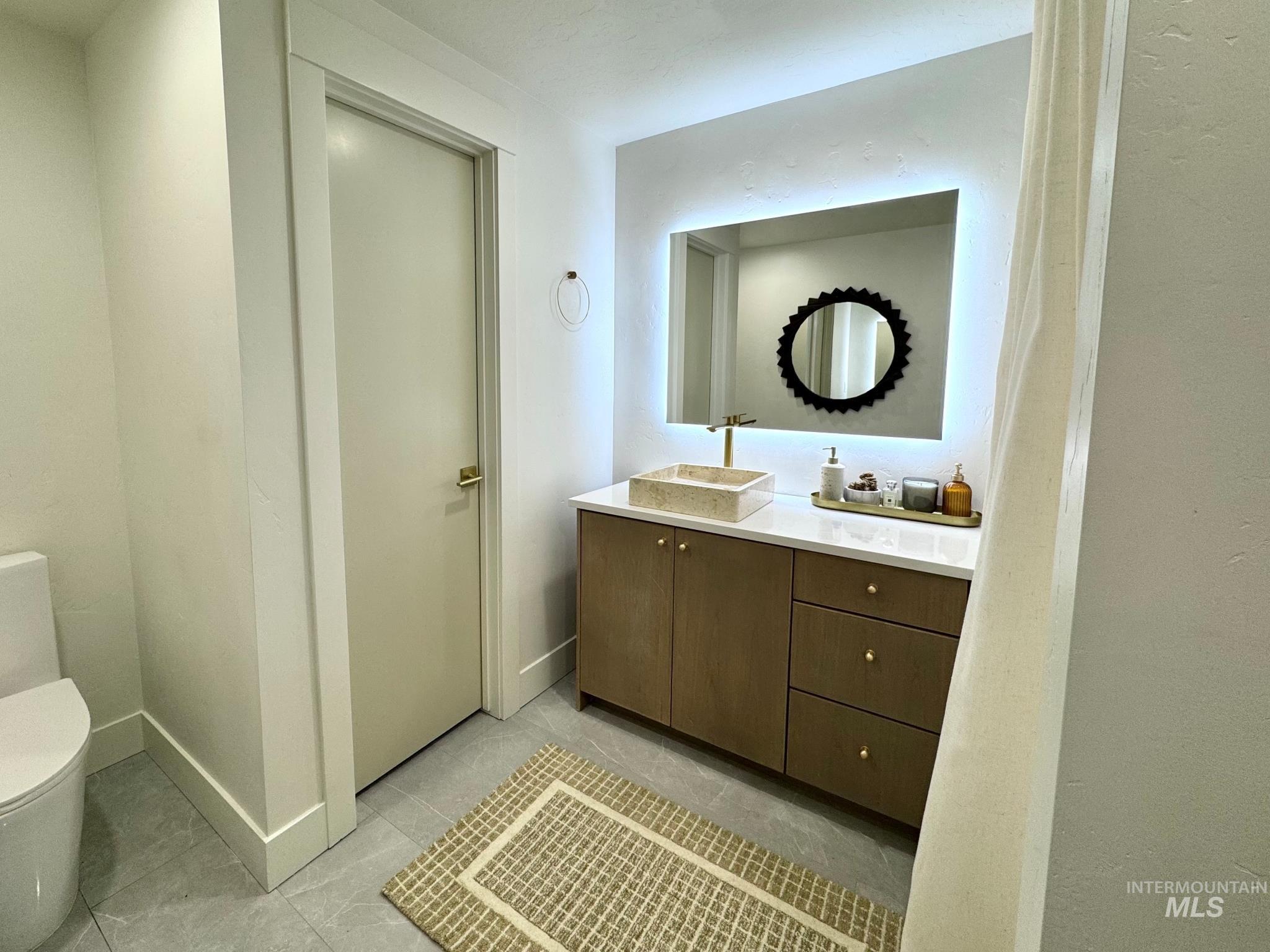 655 E Kingsford Property Photo 38