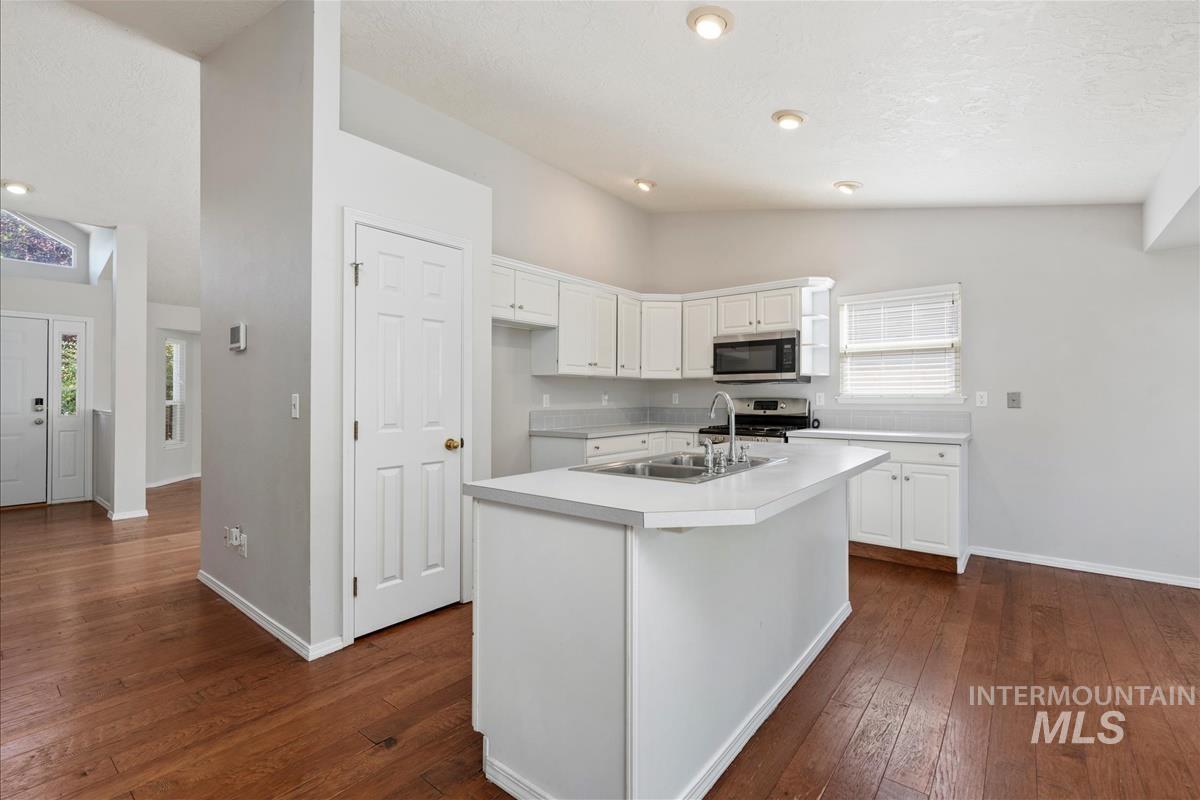 5417 N Hertford Way Property Photo 10