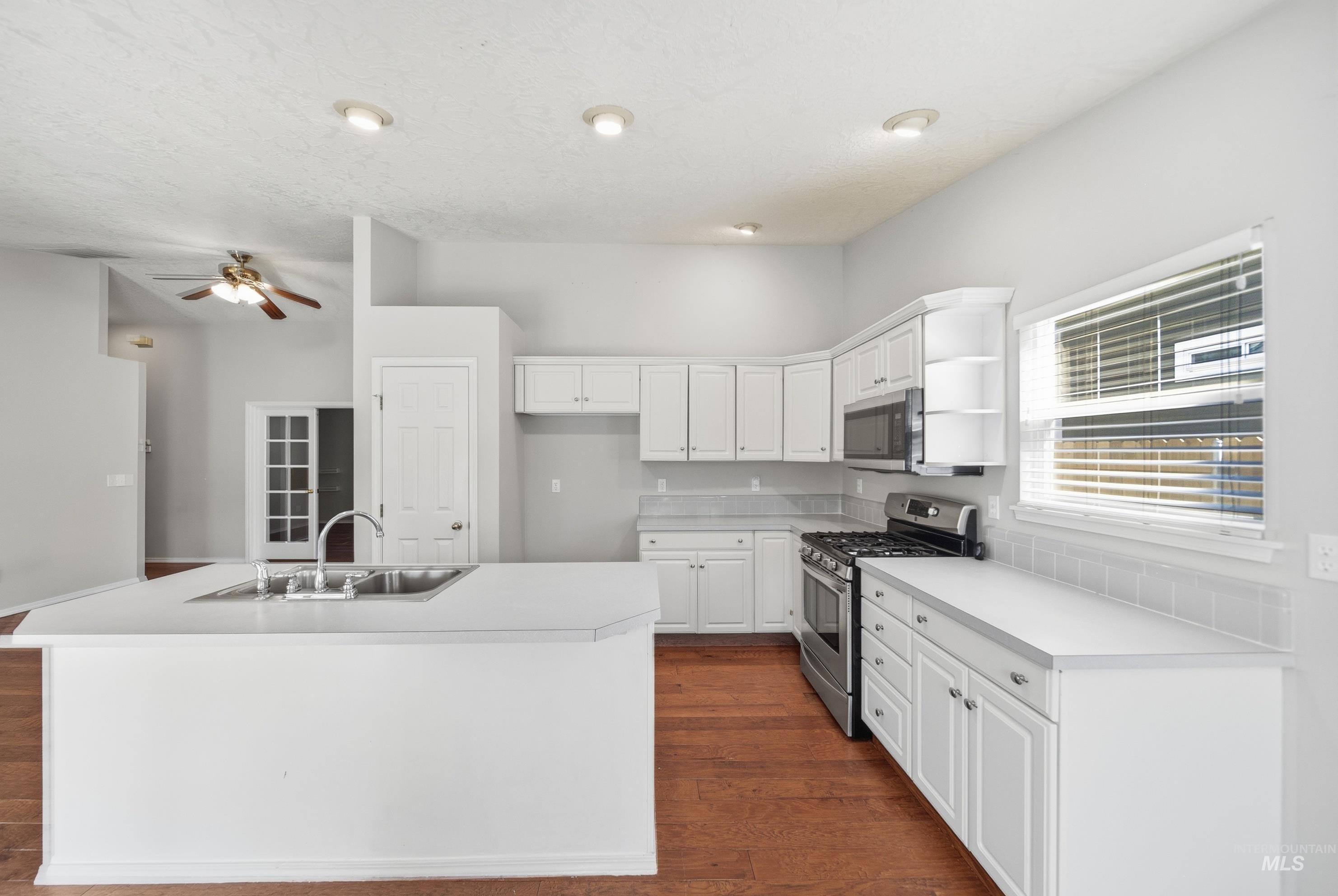 5417 N Hertford Way Property Photo 13