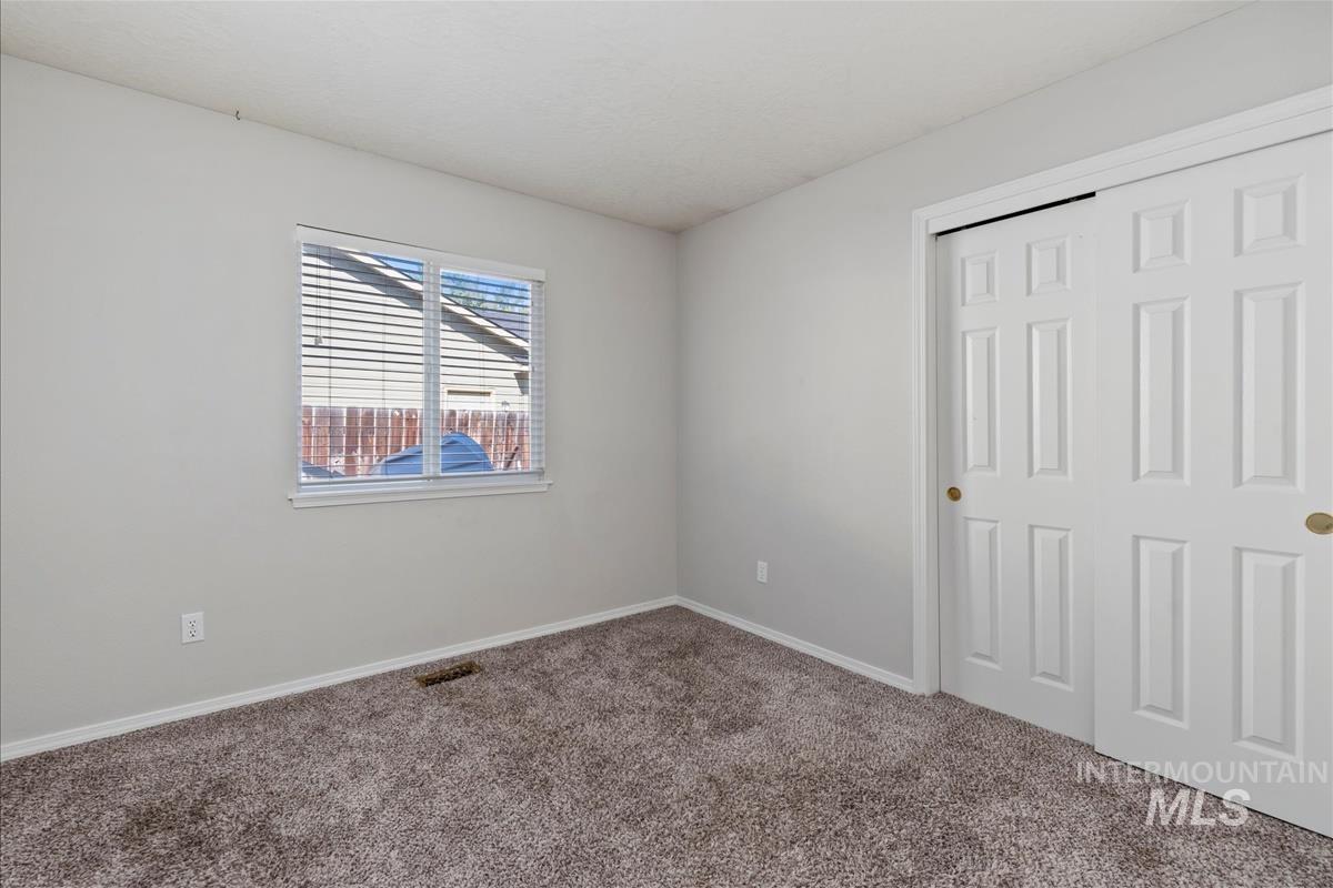 5417 N Hertford Way Property Photo 22