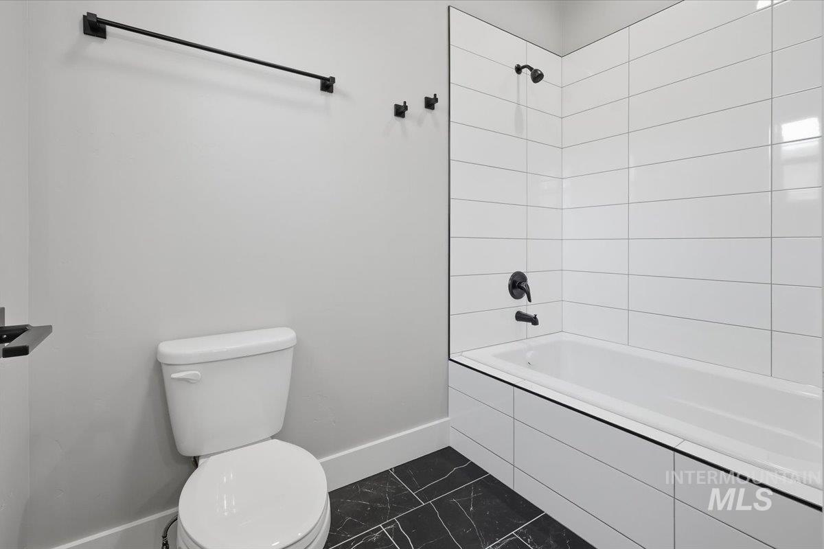 2694 Landmark St Property Photo 9