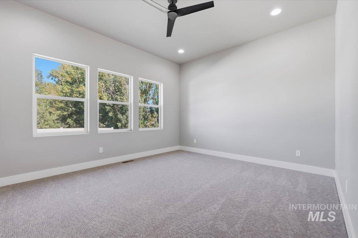 2694 Landmark St Property Photo 12