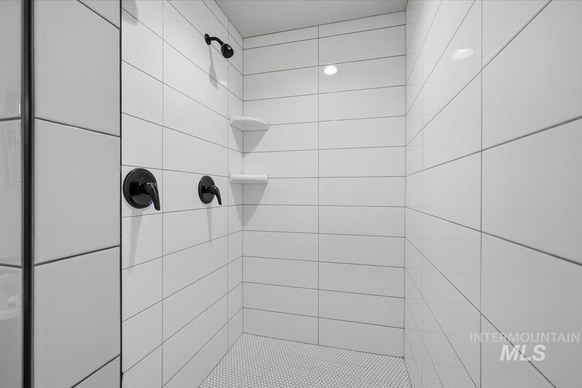 2694 Landmark St Property Photo 29
