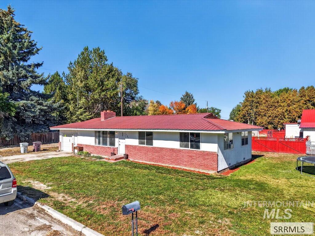134 W Bingham Avenue Property Photo 18