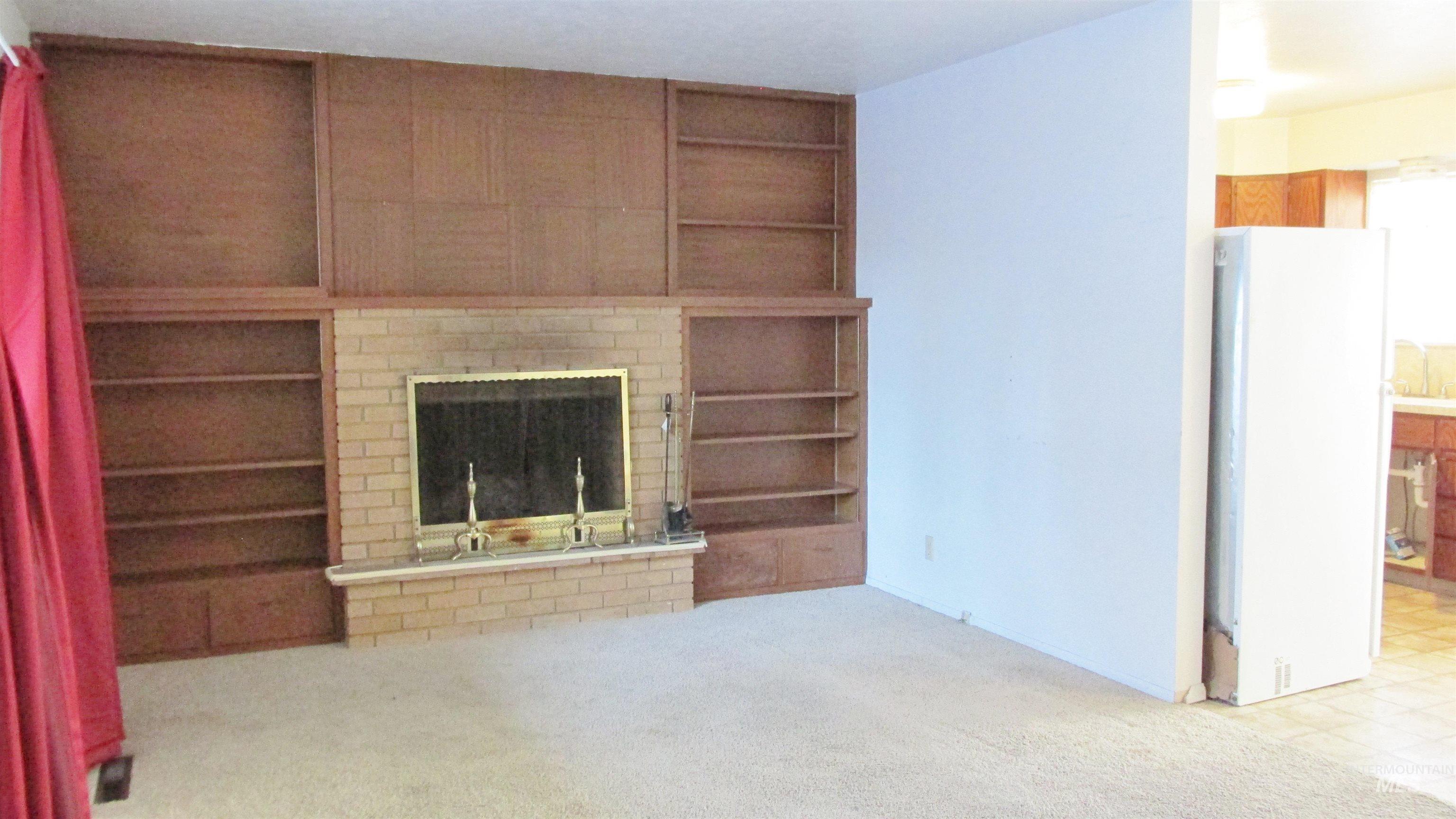 608-610-612 Fillmore Street Property Photo 3