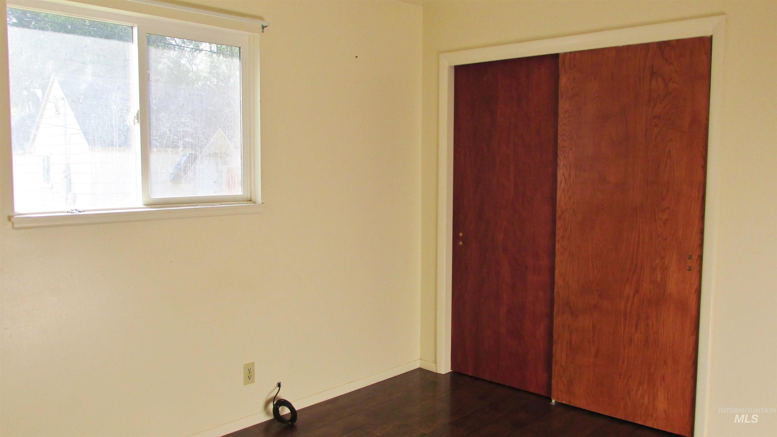 608-610-612 Fillmore Street Property Photo 18