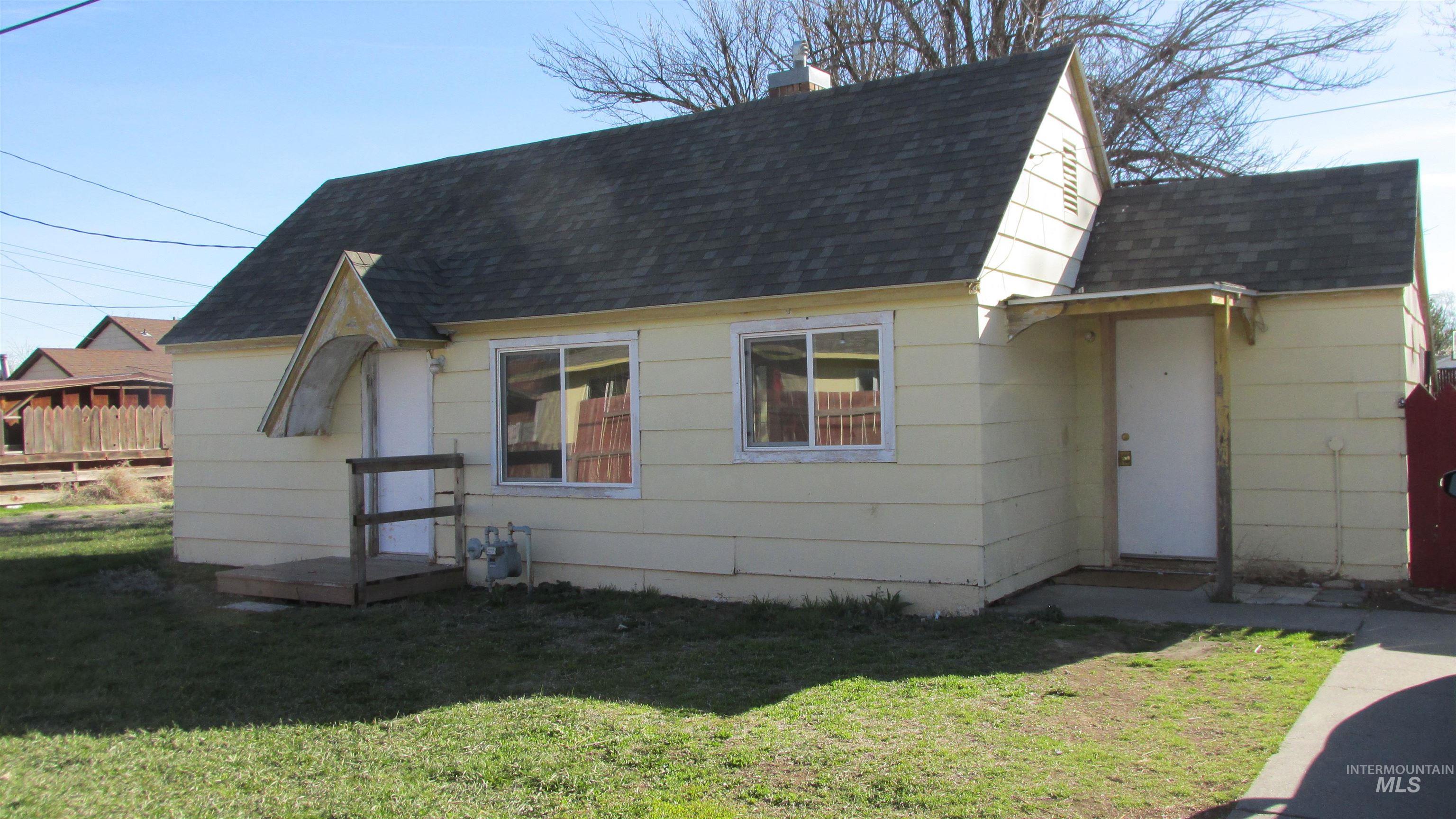 608-610-612 Fillmore Street Property Photo 20